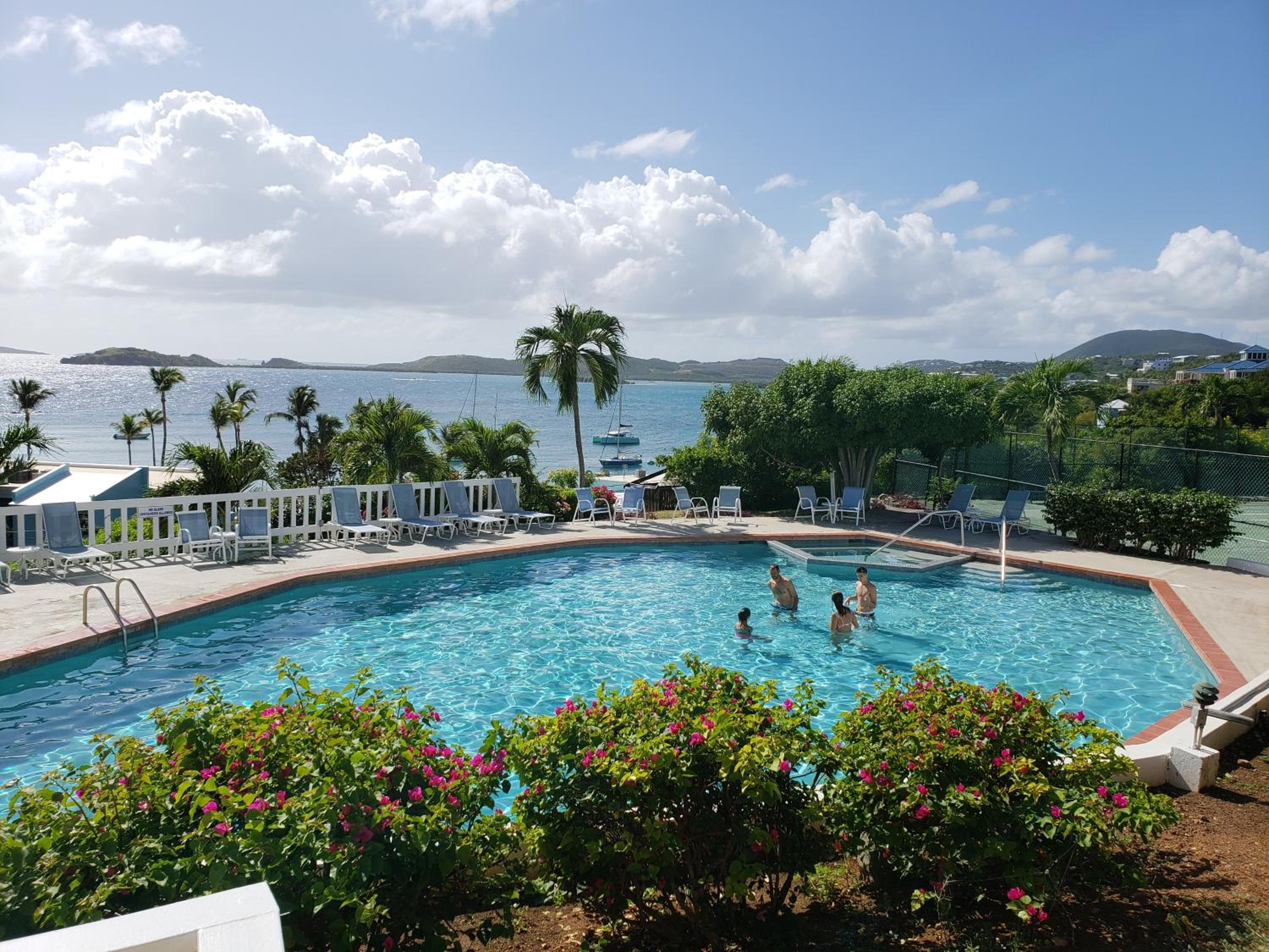 Foto de Secret Harbour Beach Resort