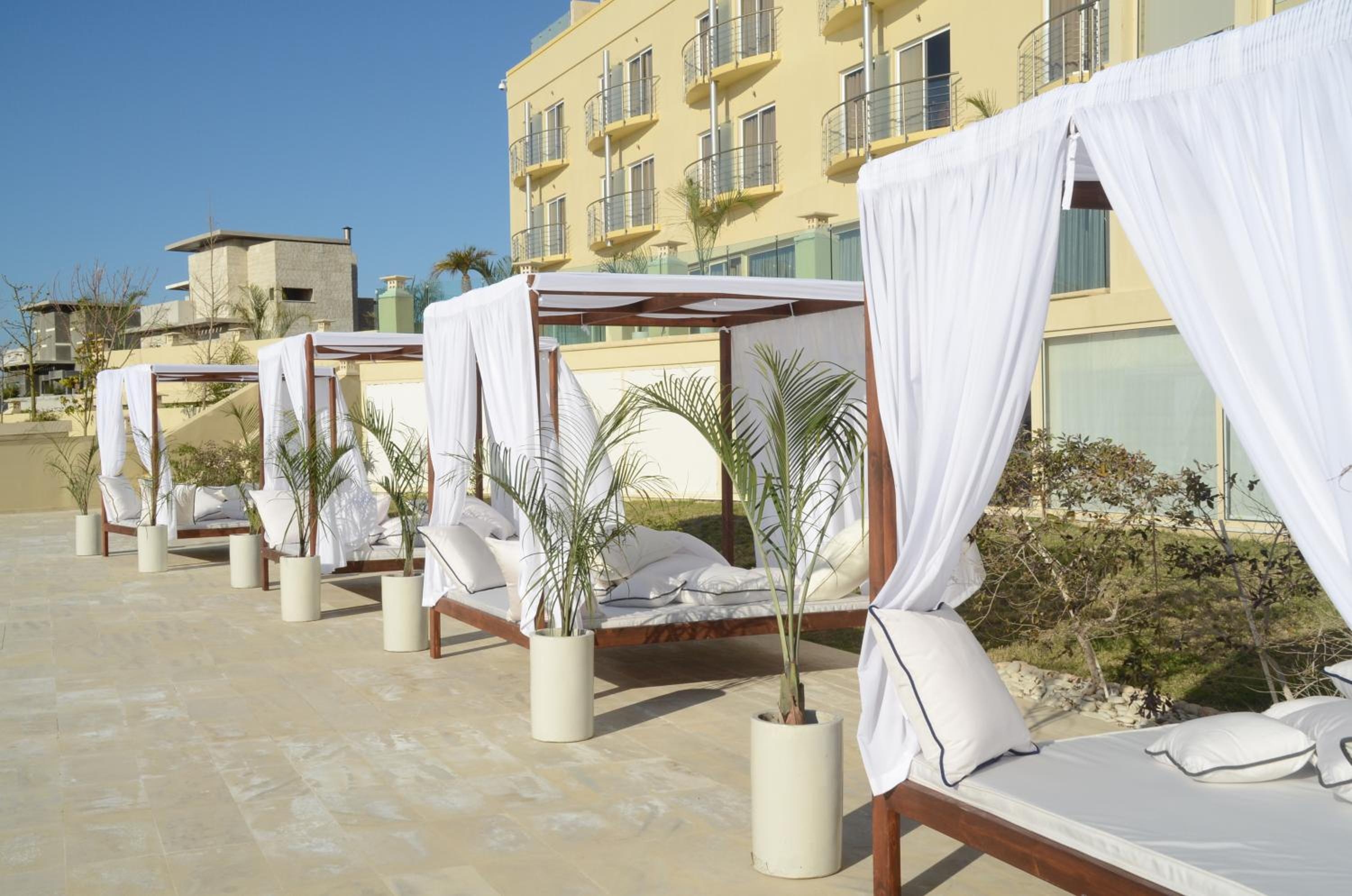 Foto de E-Hotel Larnaca Resort & Spa