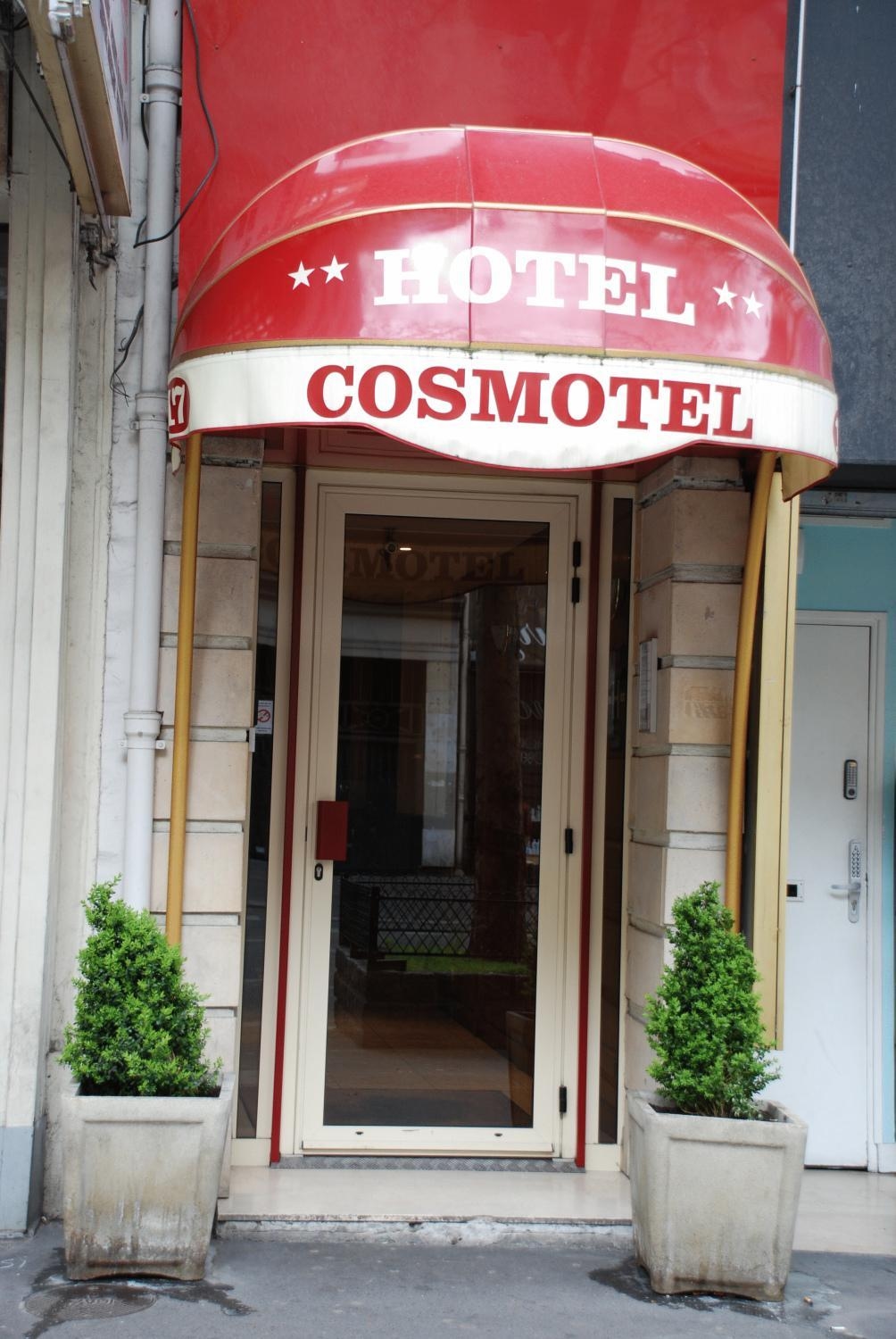 Hotel COSMOTEL MARAIS REPUBLIQUE PARIS
