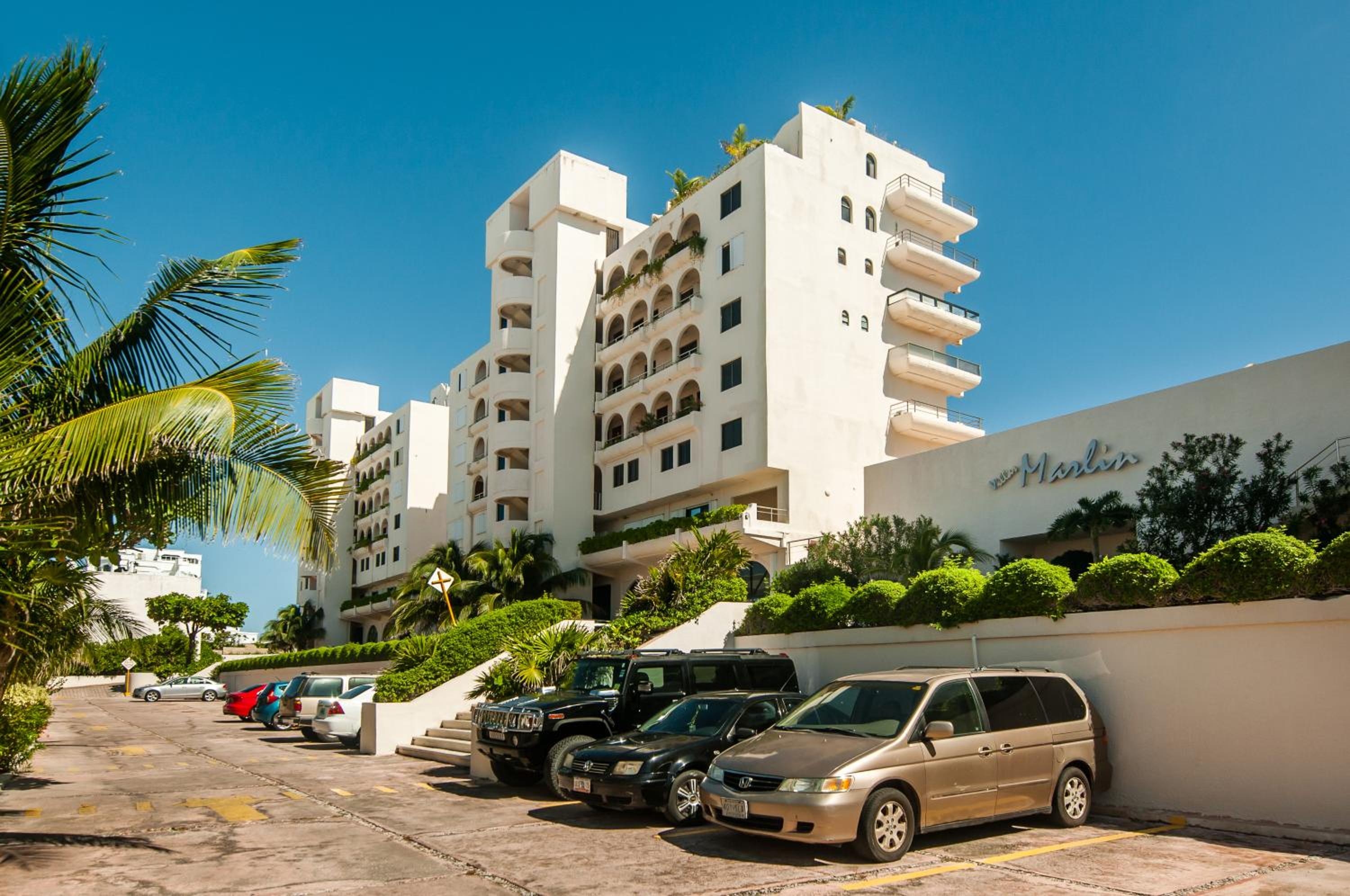 HotelZone L16 Beach Access