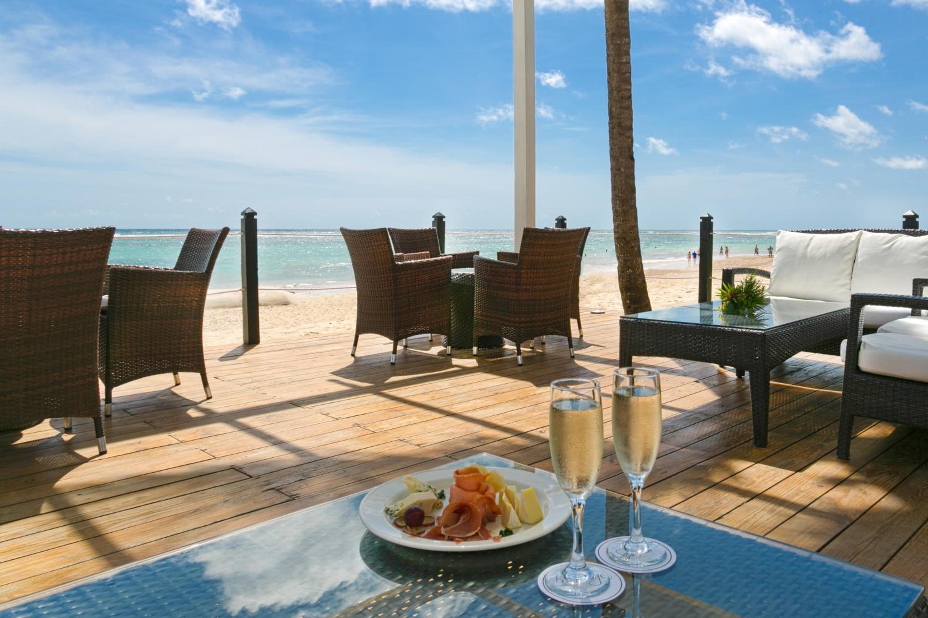 Ocean Blue & Sand Beach Resort - All Inclusive, Punta cana