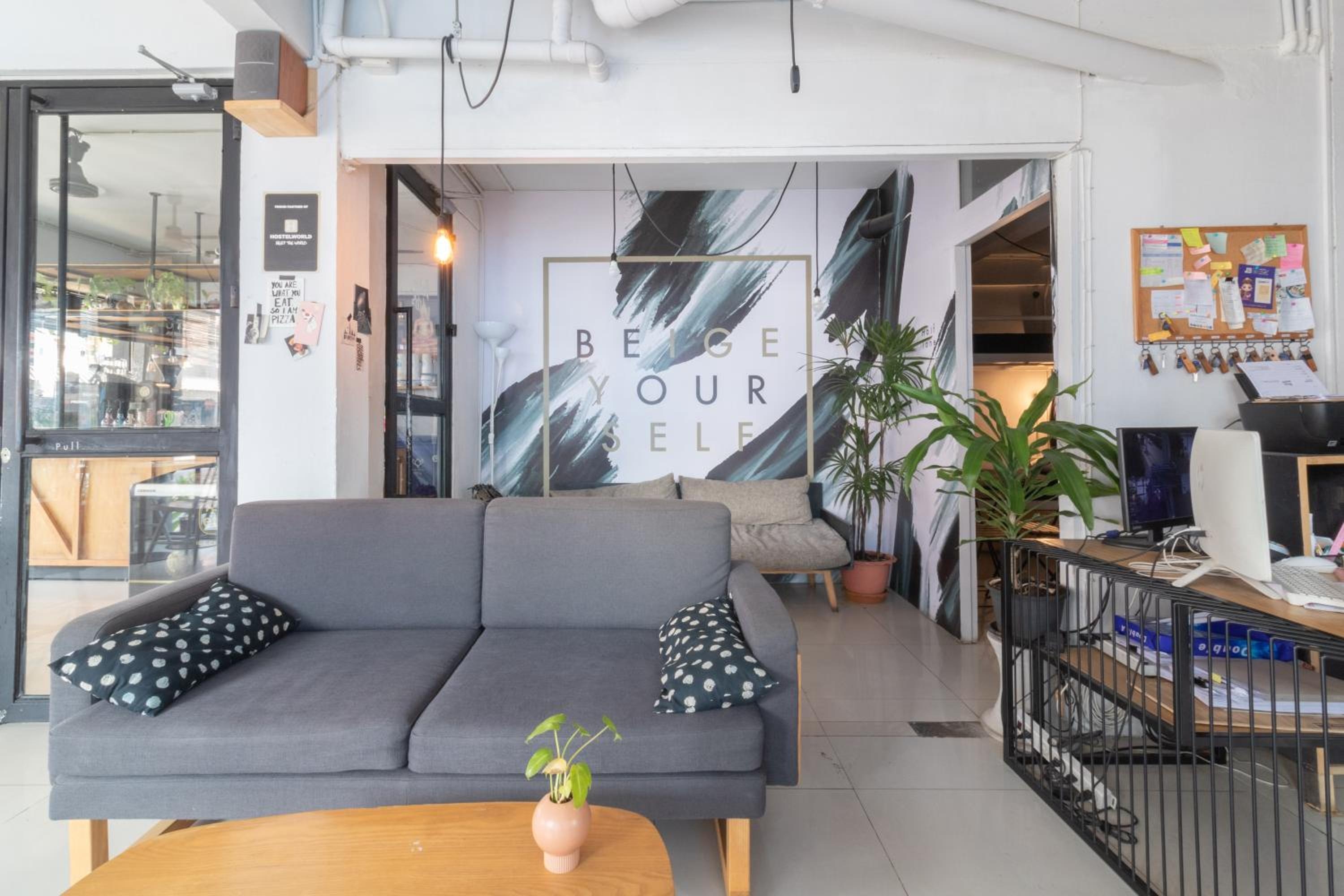 Foto de Beige Poshtels + Netflix