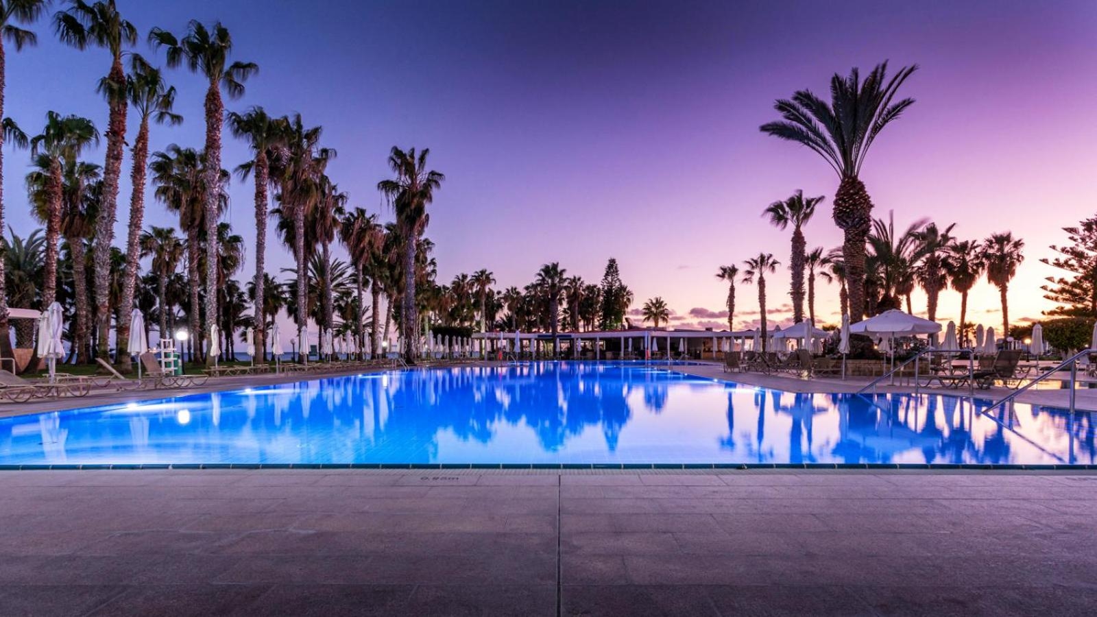 Foto de Louis Phaethon Beach