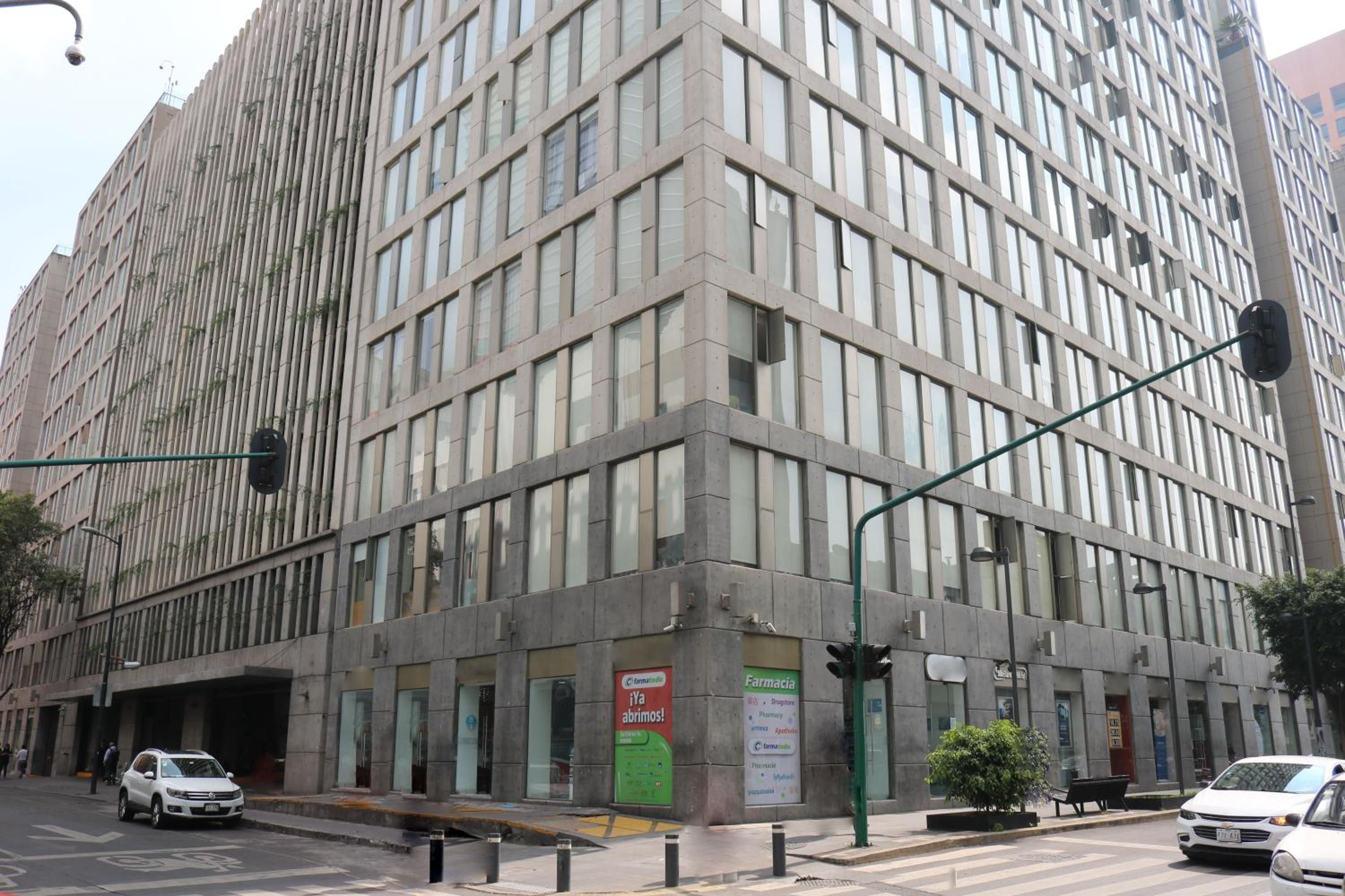 Puerta Alameda Suites México
