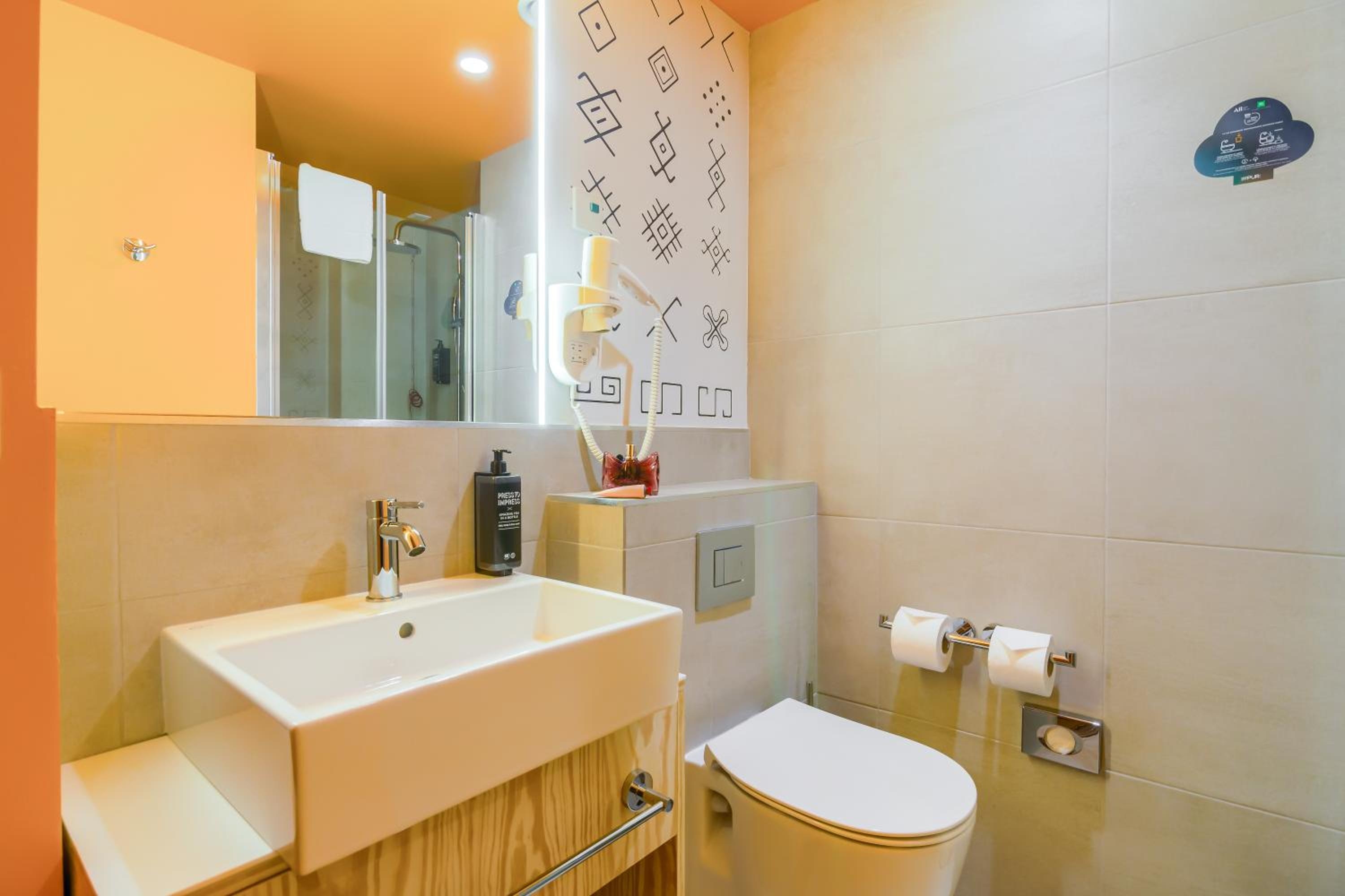 Foto de ibis Styles Bucharest City Center