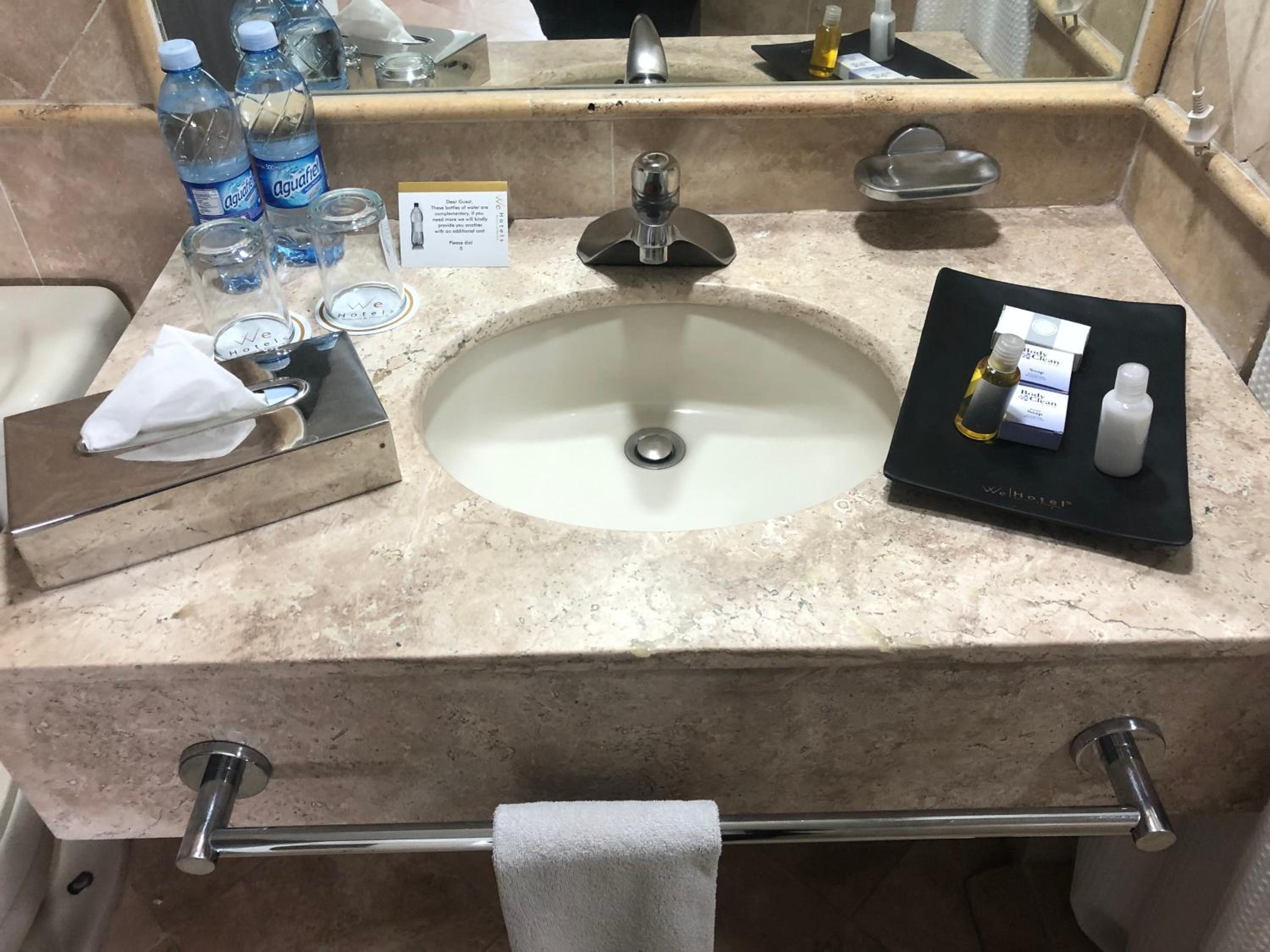 Foto de We Hotel Aeropuerto