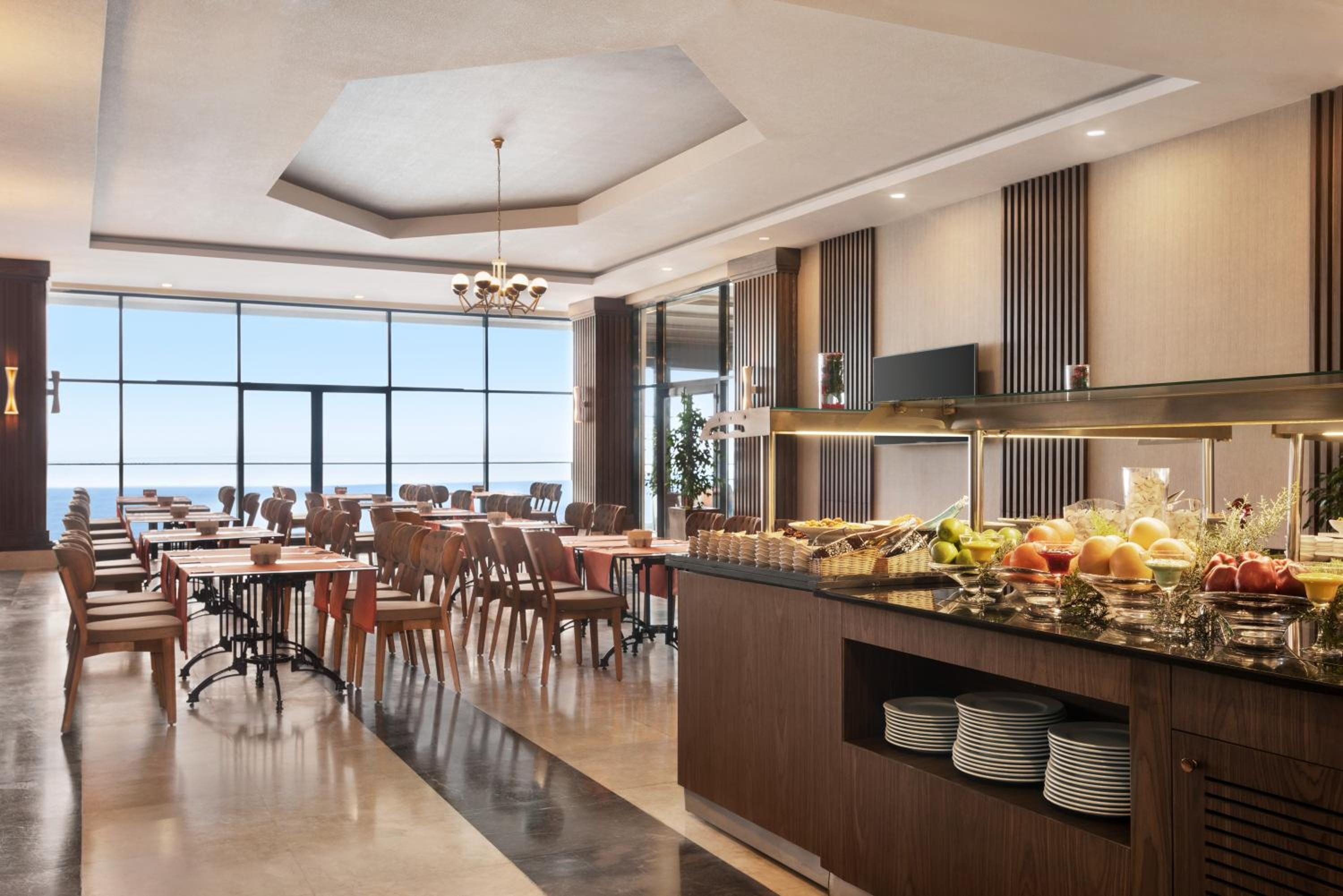 Foto de Ramada Resort by Wyndham Unye
