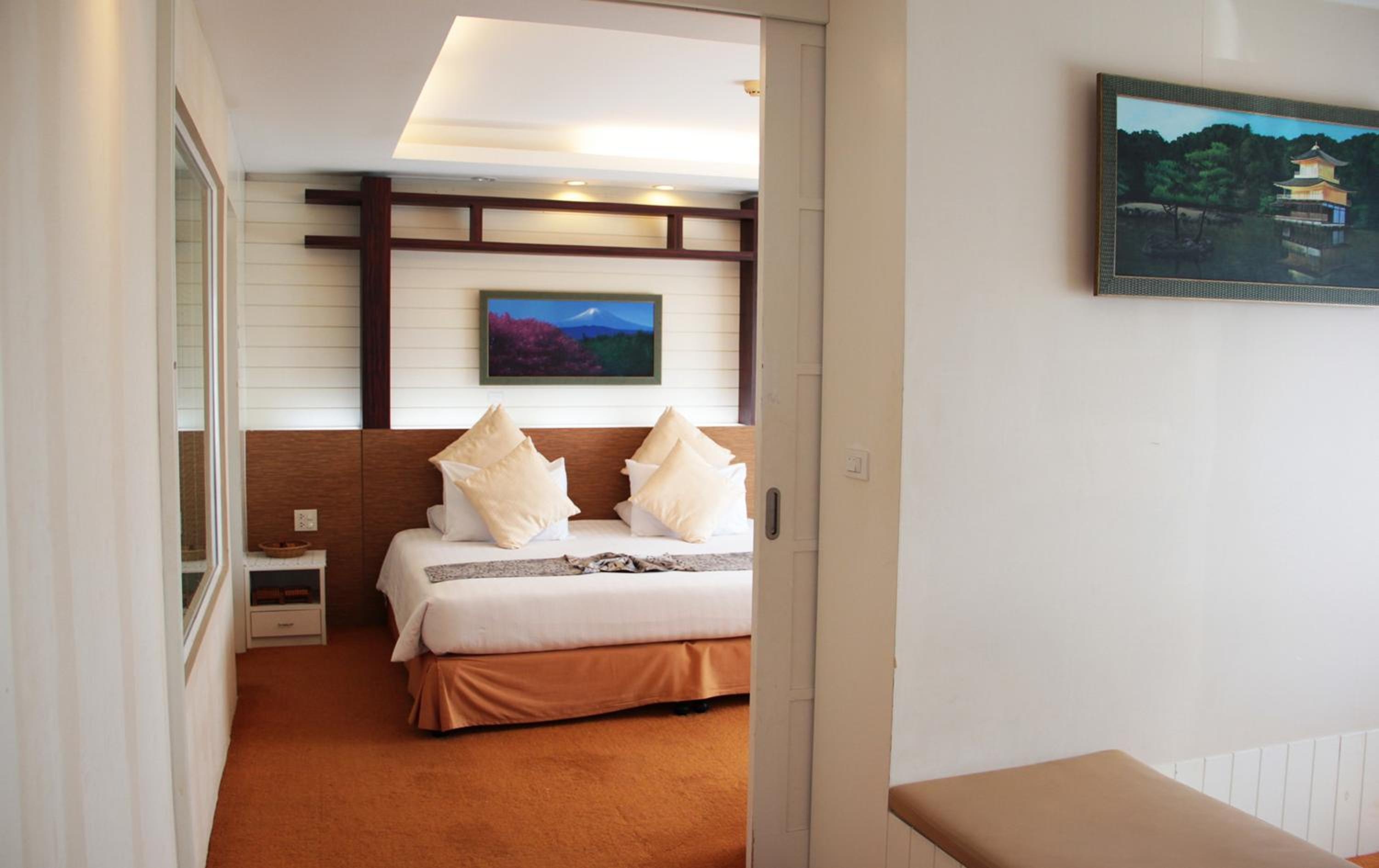 Foto de V Verve Service Apartment Hotel