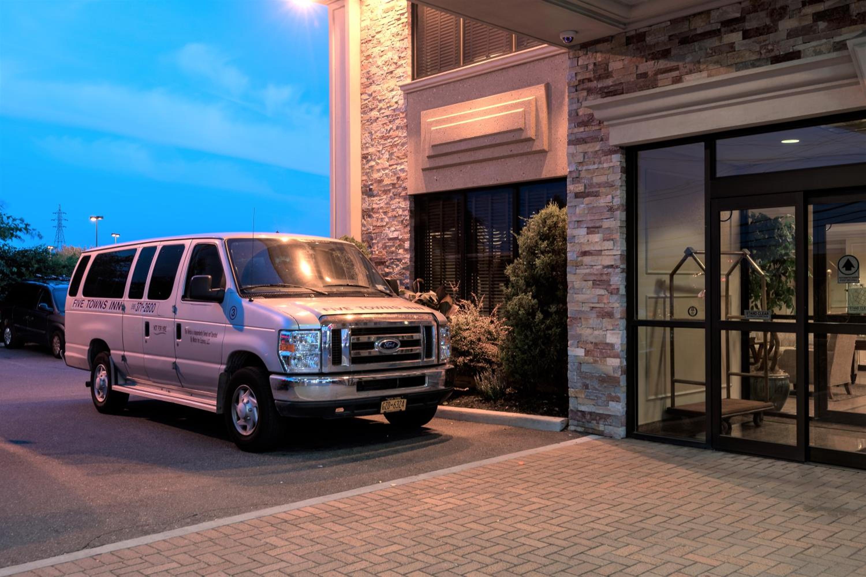 Foto de Five Towns Inn - JFK Airport