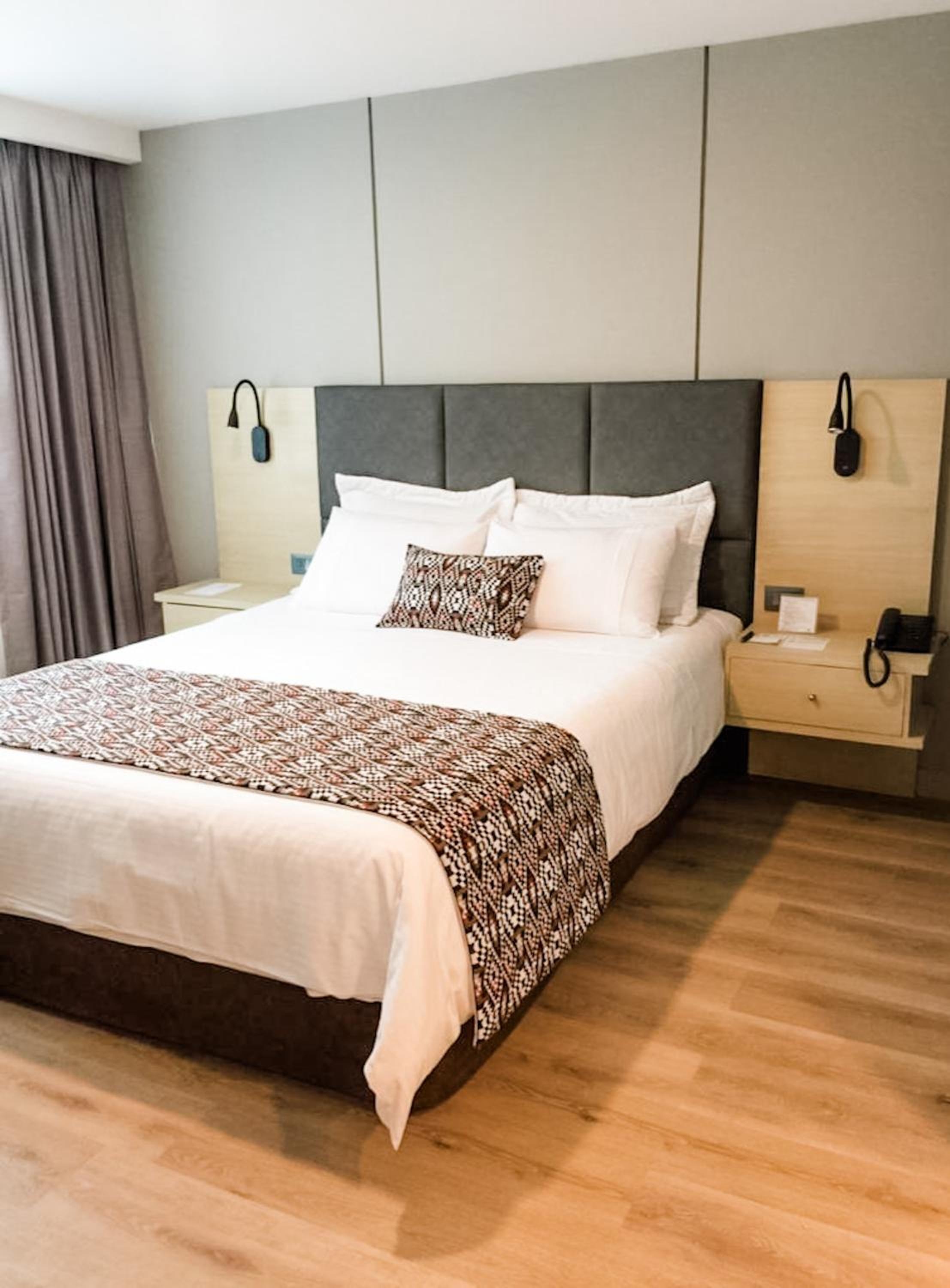 Novelty Suites Hotel - Oviedo Mall, Poblado