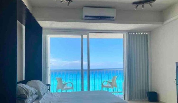 Foto de Studio oceanfront prime location