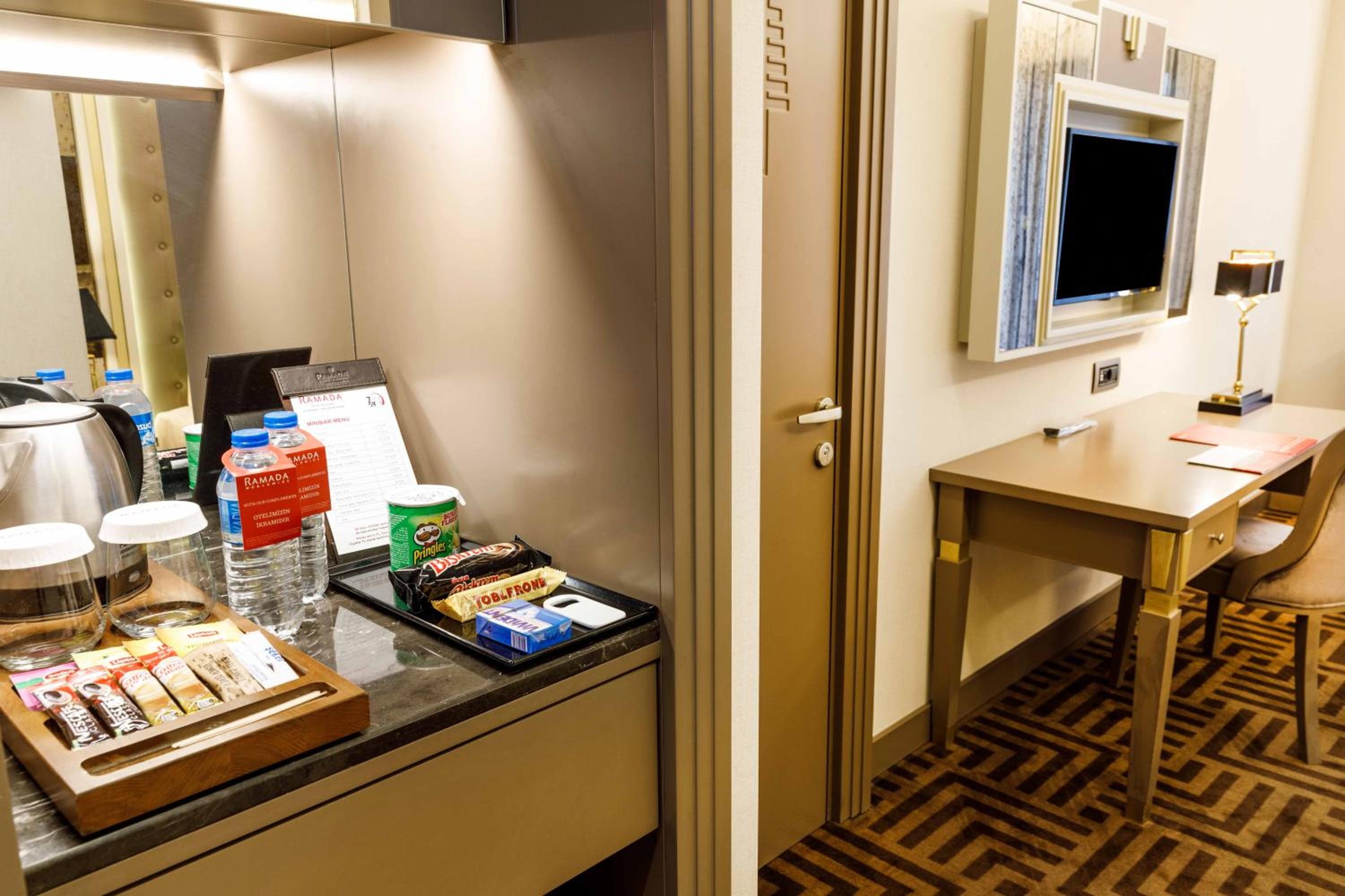 Foto de Ramada by Wyndham Istanbul Golden Horn