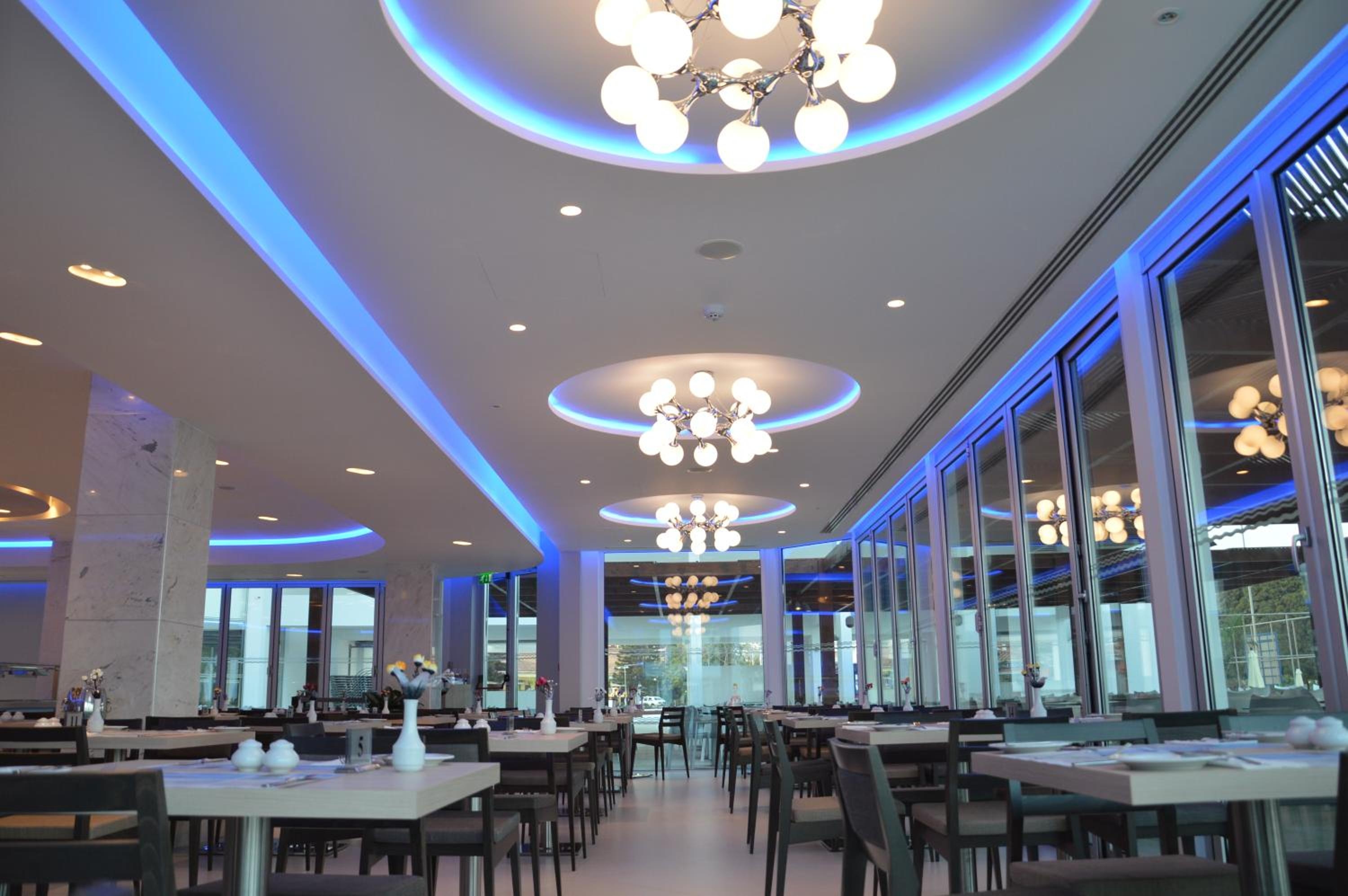 Foto de Vassos Nissi Plage Hotel & Spa