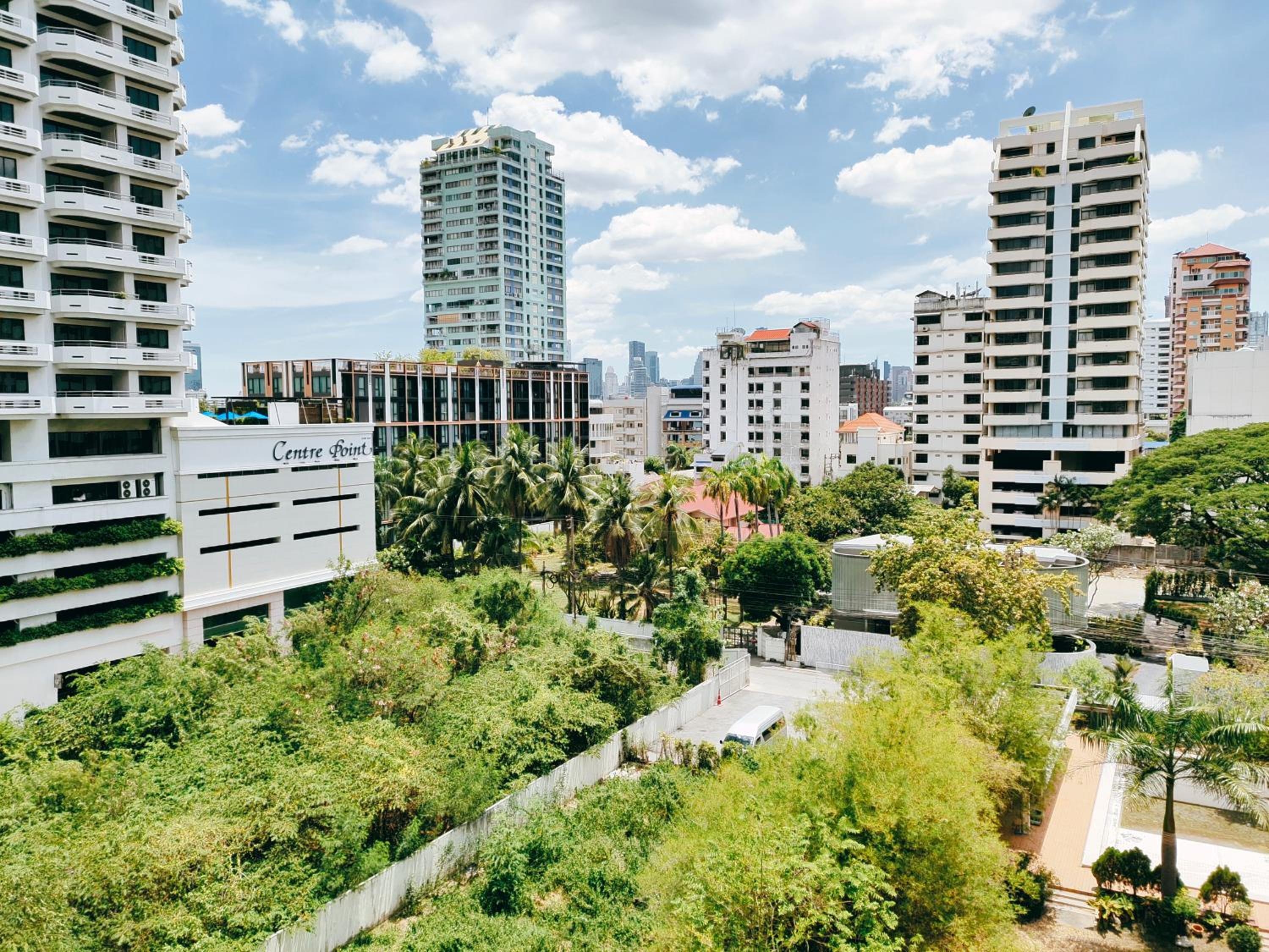 Circle Rein Sukhumvit 12 #1BR#Pool&Gym#Near Terminal 21#Max2