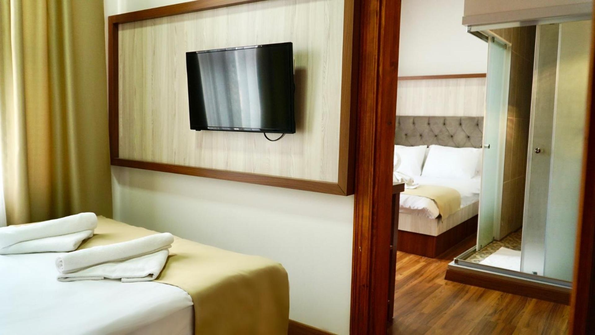 Foto de QONAQ HOTEL & SUITES