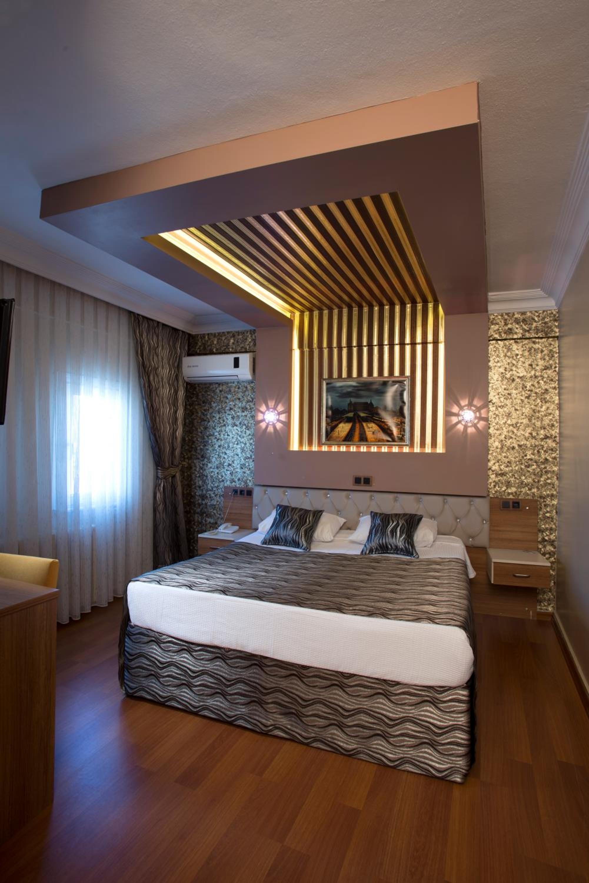 Foto de Şirin Hotel