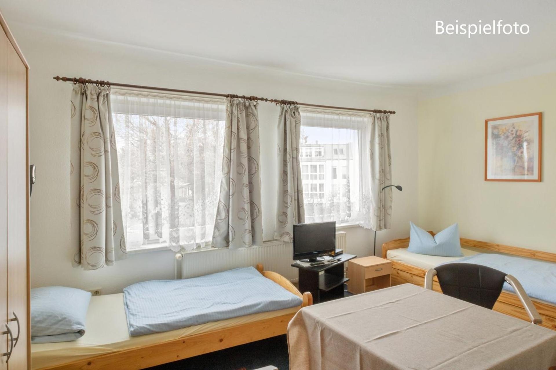 Foto de Pension GP3, Zimmer mit Kochnische und Duschbad vor den Toren Berlins