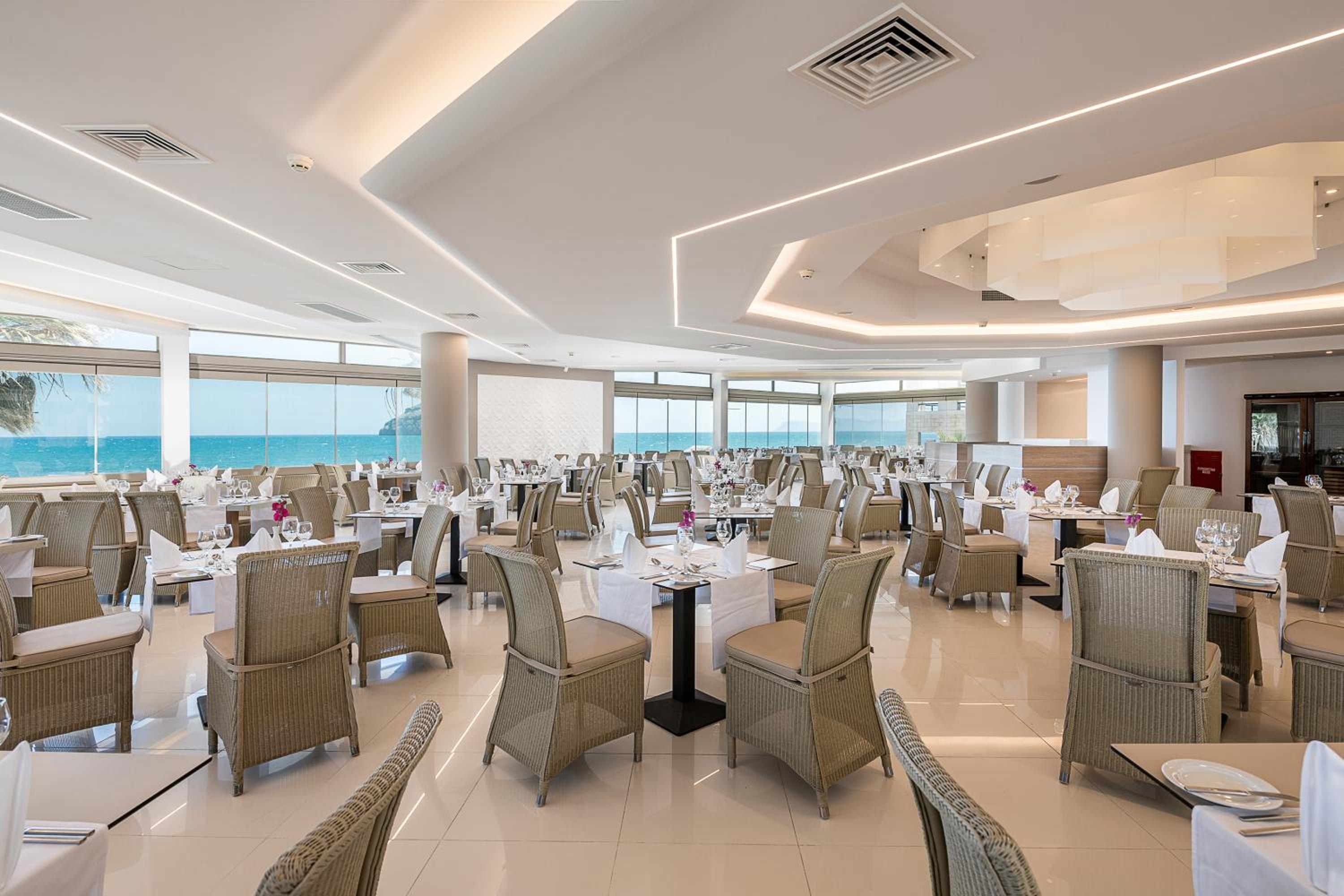 Foto de Porto Platanias Beach Resort & Spa