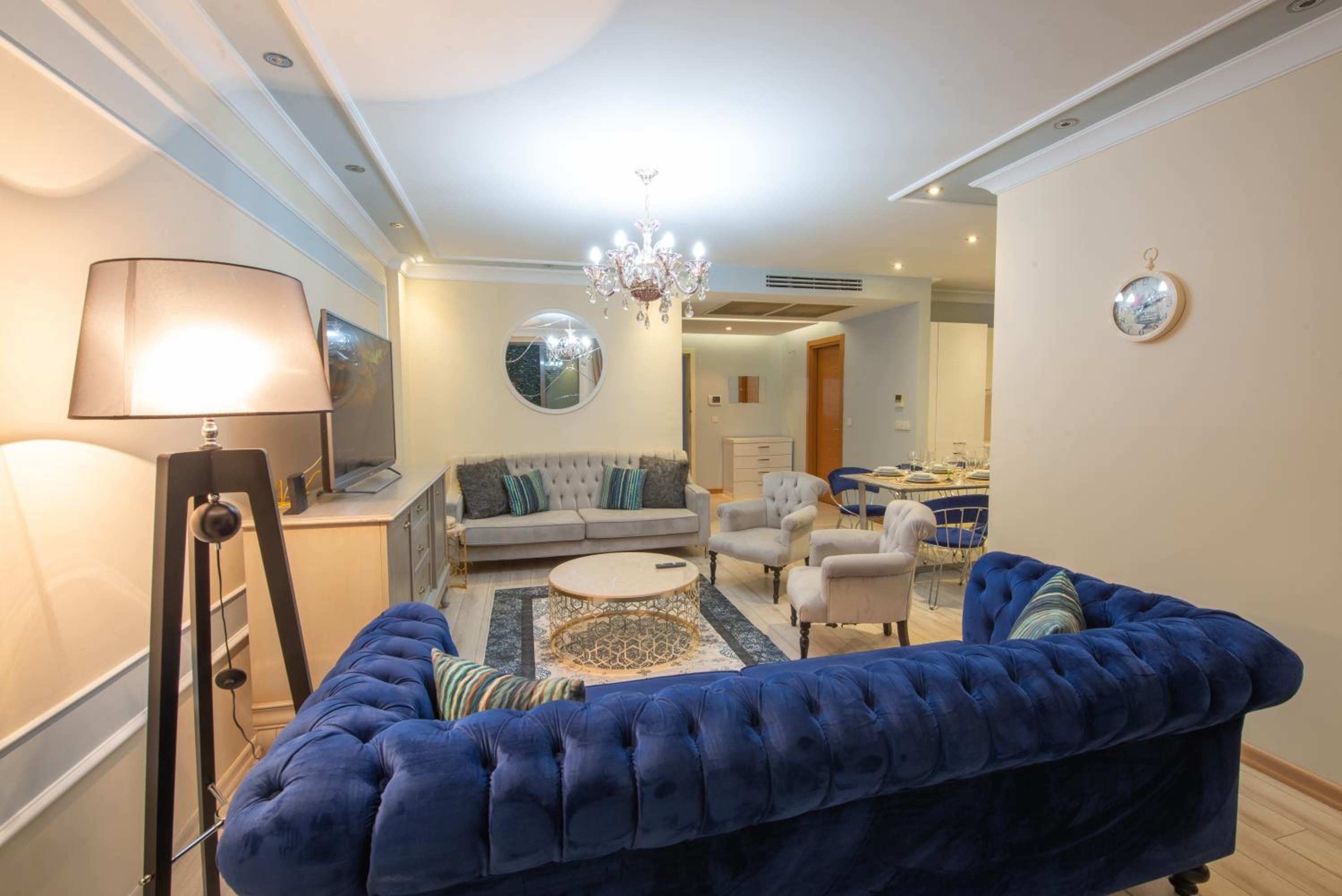 Foto de Three bedroom Duplex apartment with large terrace