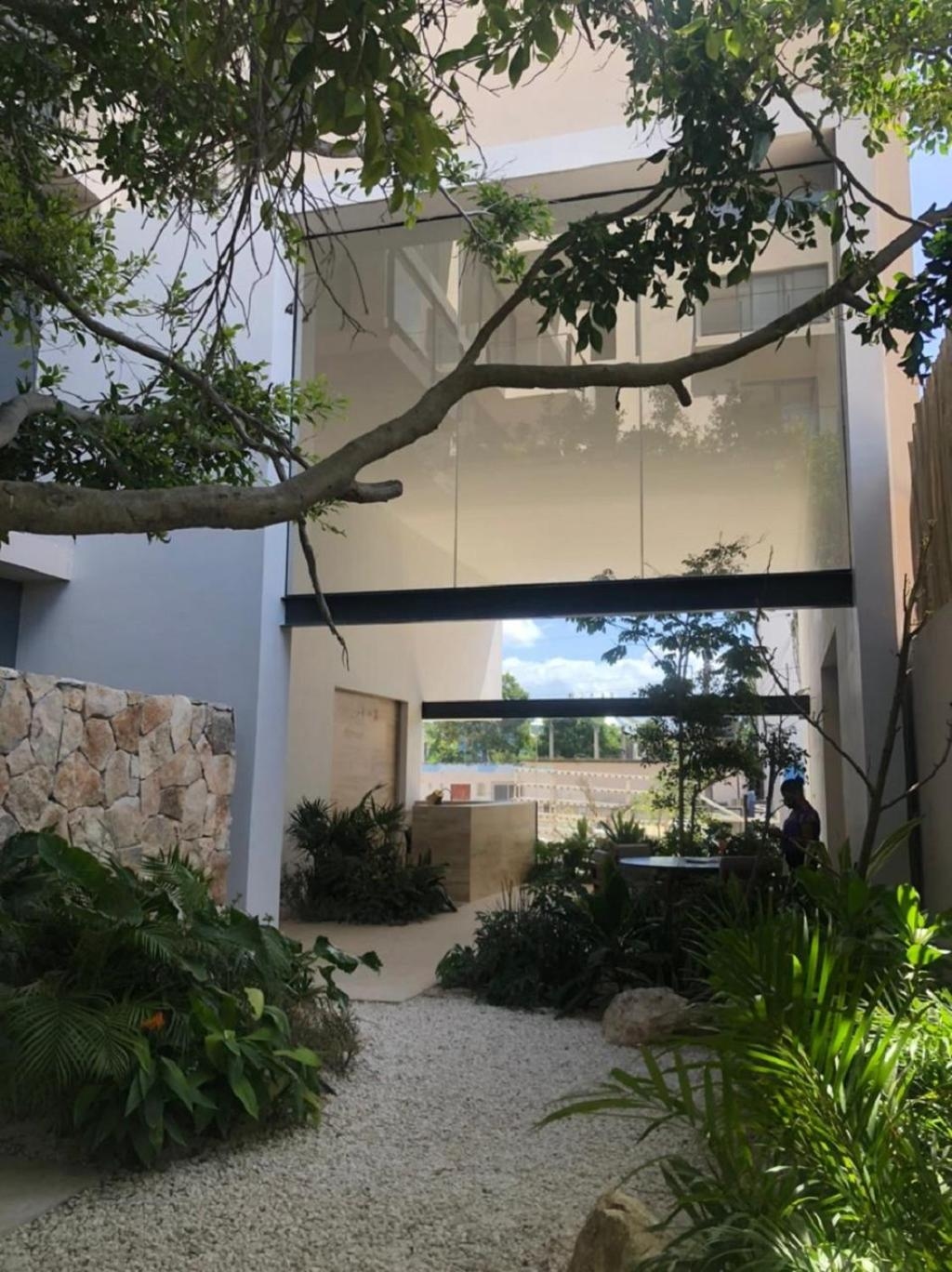 MAGNÍFICO ESTUDIO CON ROOFTOP CERCA DE 5TA AVENIDA