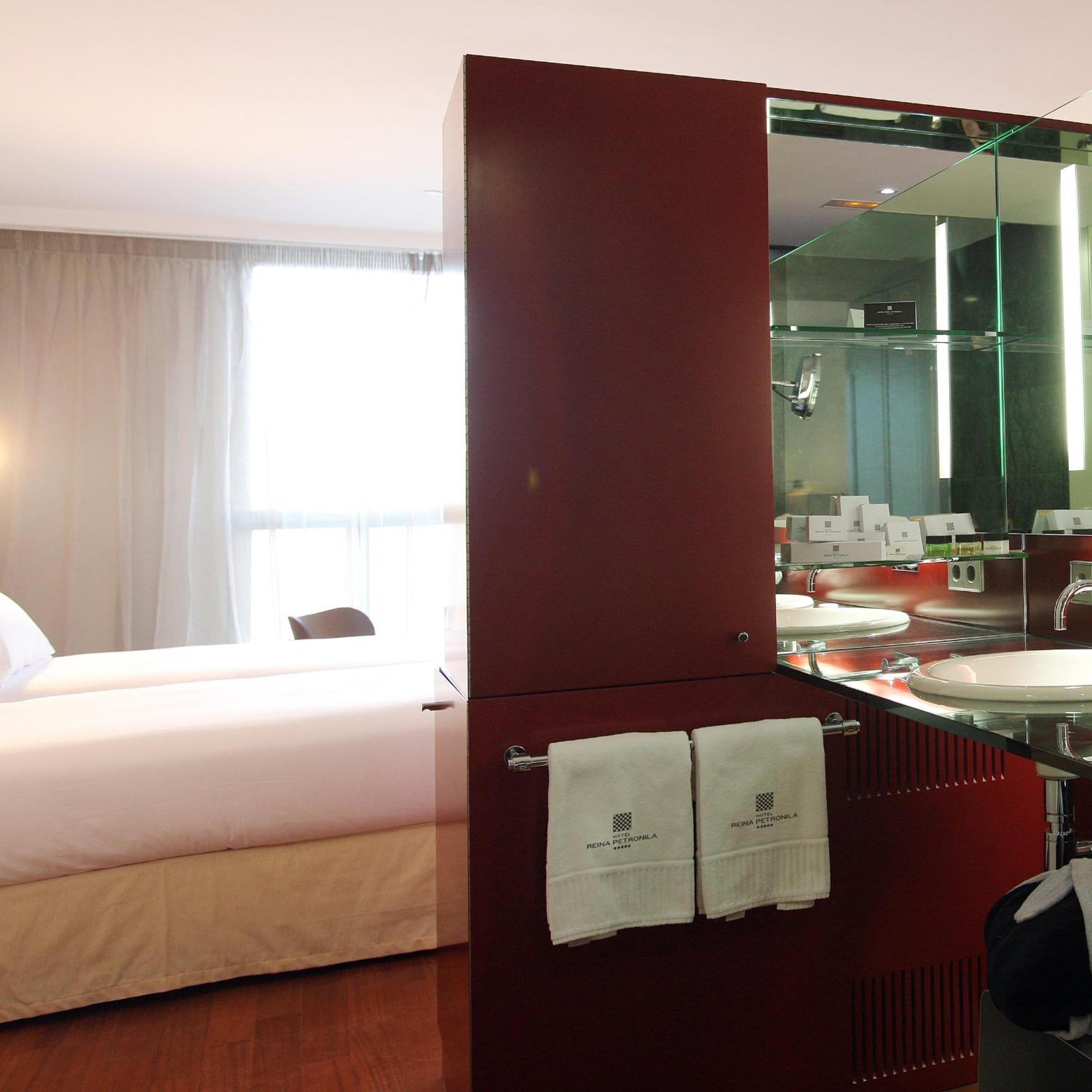 Foto de Hotel Reina Petronila