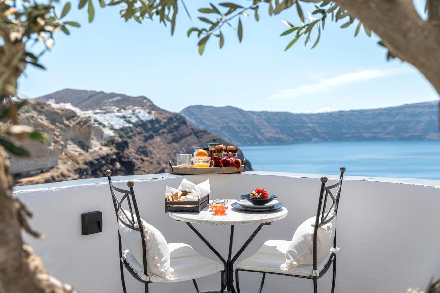 Foto de Pearl of Caldera Oia - Boutique Hotel by Pearl Hotel Collection