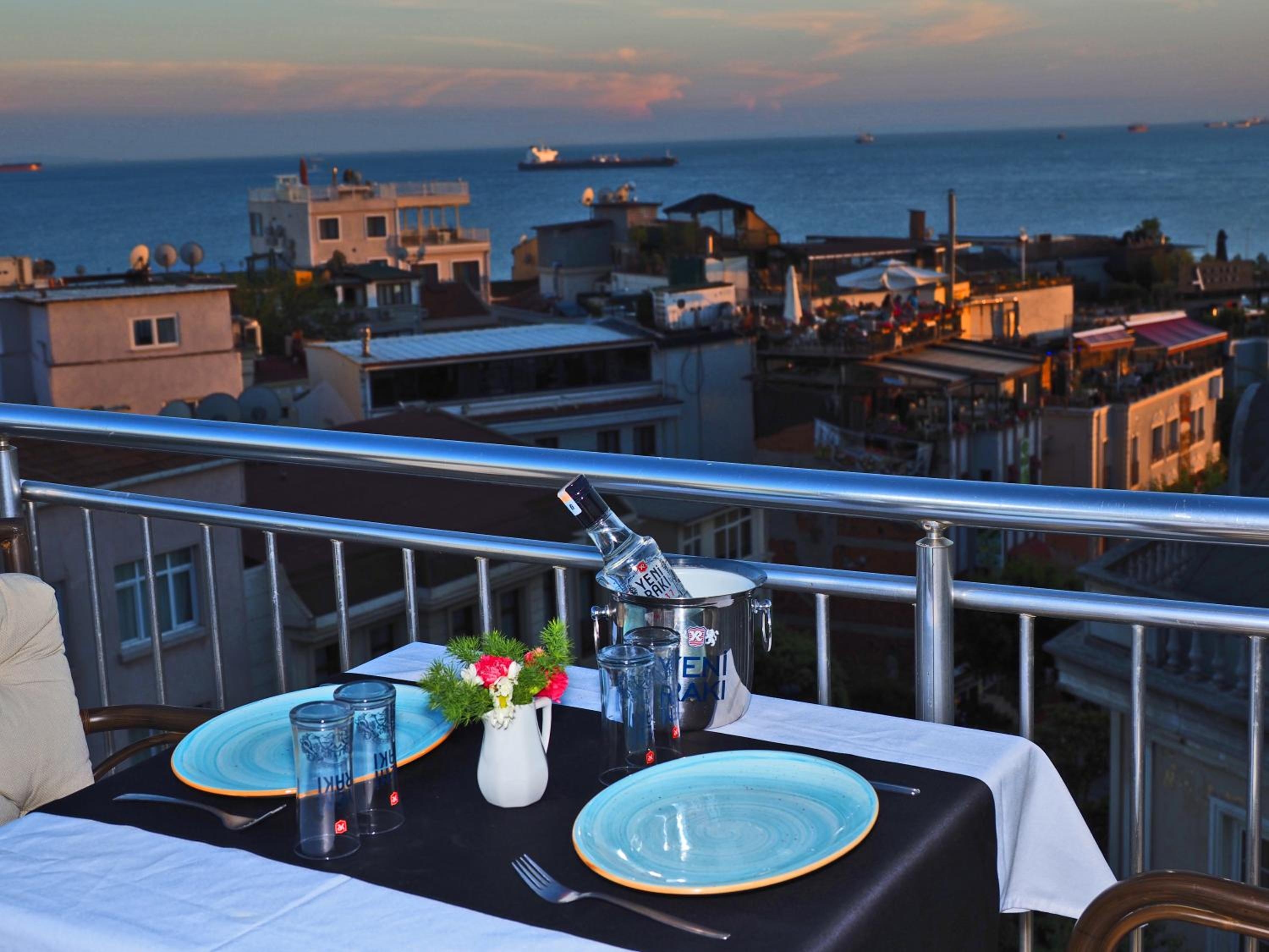 Foto de The Sunrise Hotel