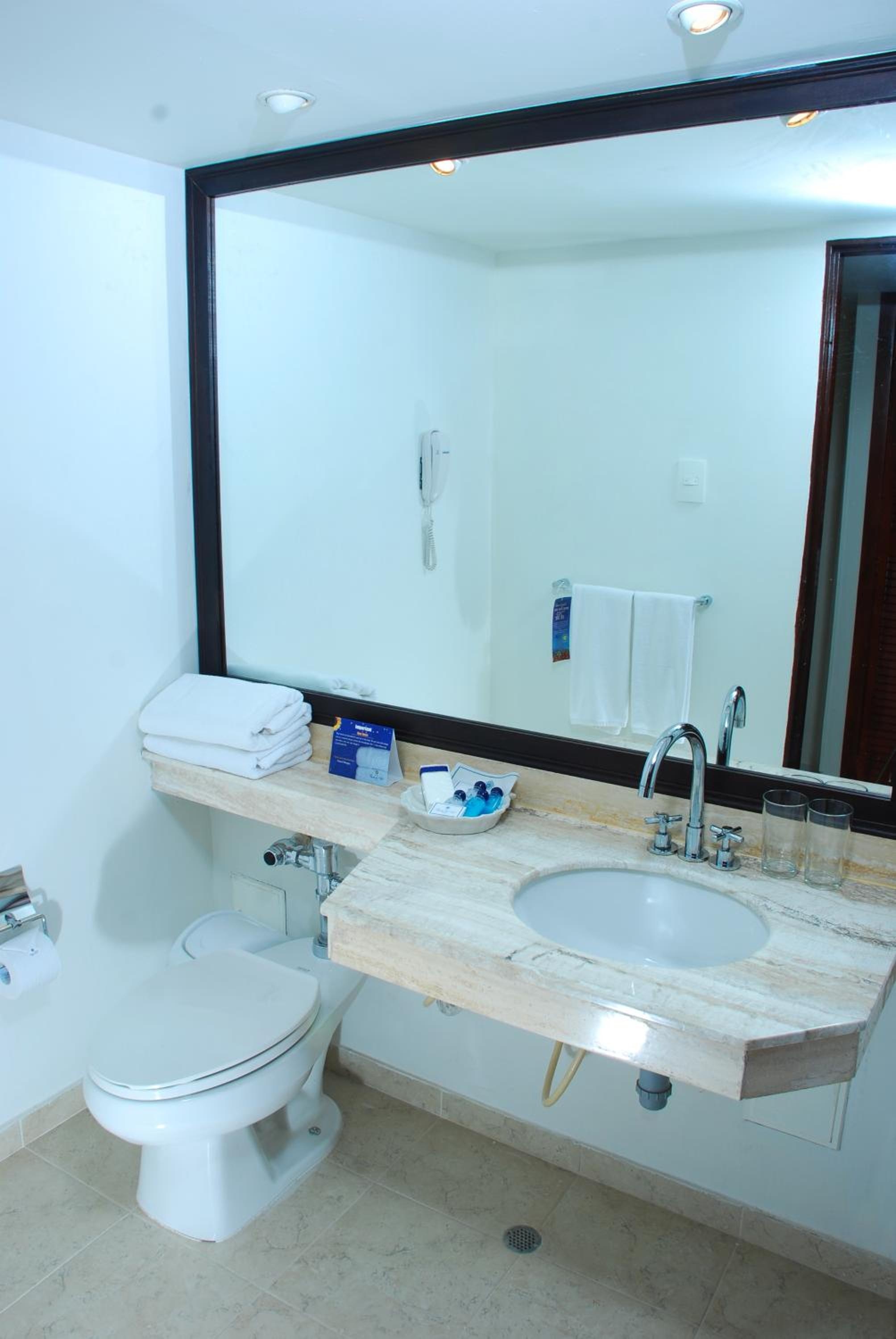 Foto de Hotel Faranda Express Puerta Del Sol Barranquilla, A Member of Radisson Individuals