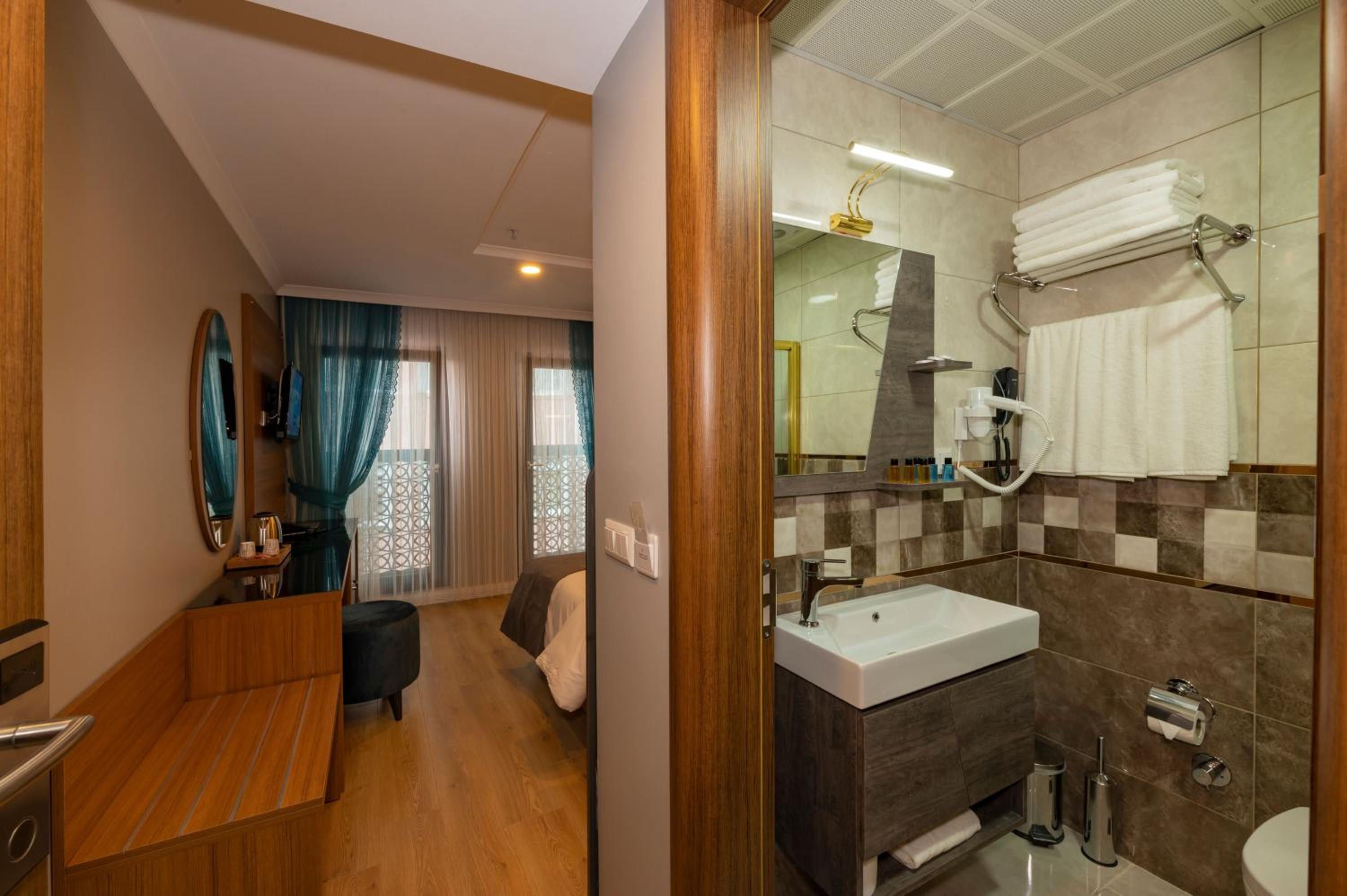 Foto de New Emin Hotel