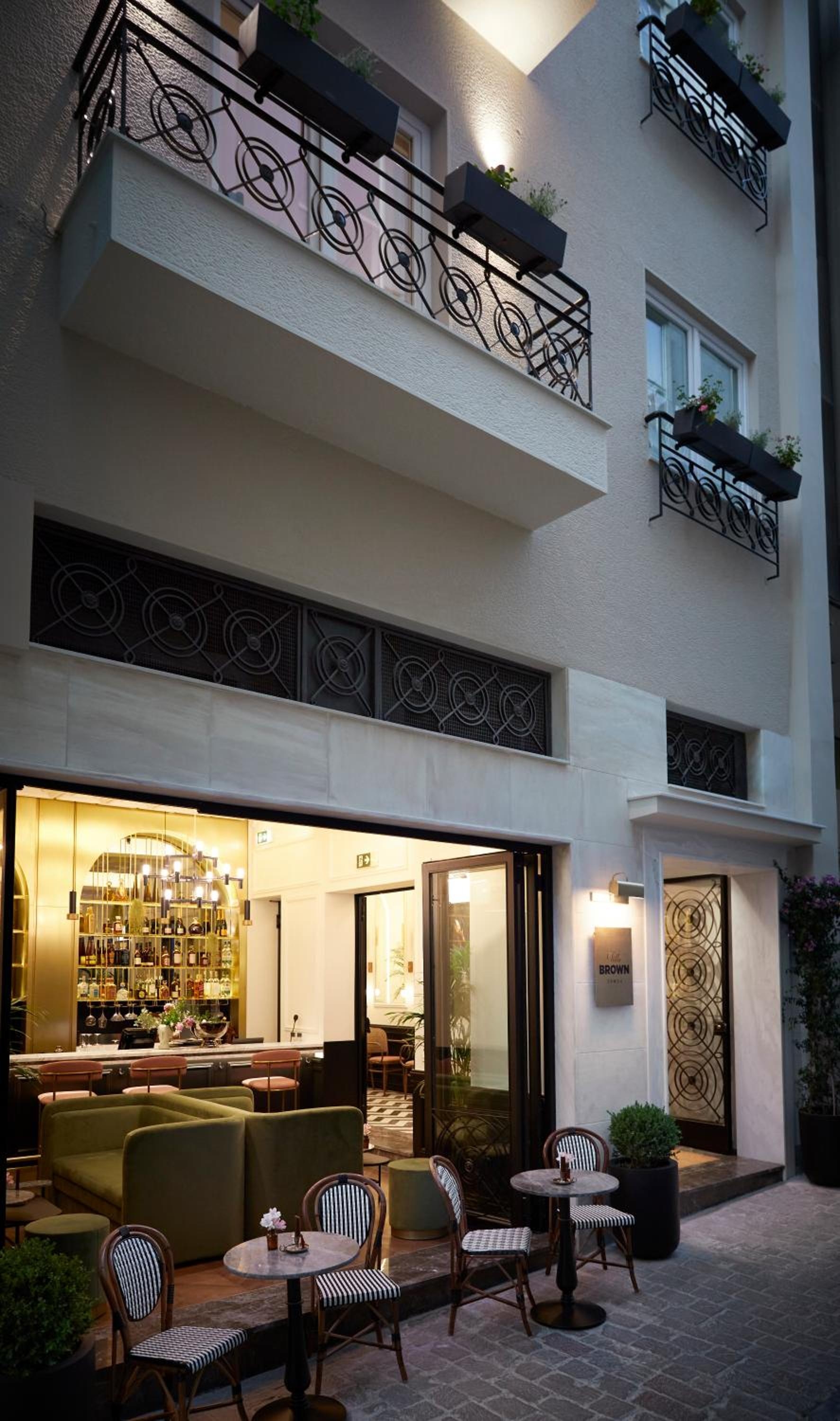 Foto de Villa Brown Ermou, a member of Brown Hotels