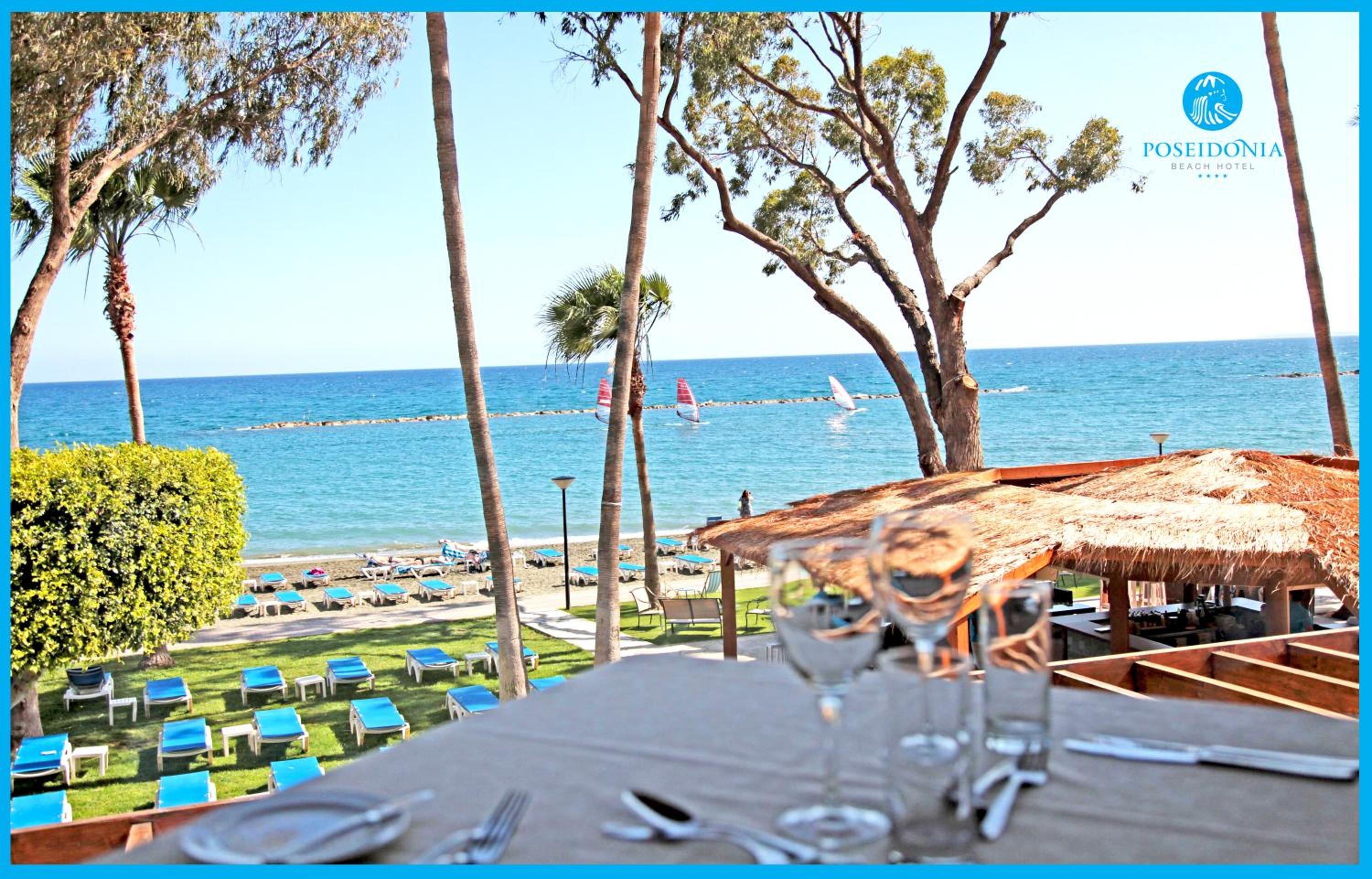 Foto de Poseidonia Beach Hotel