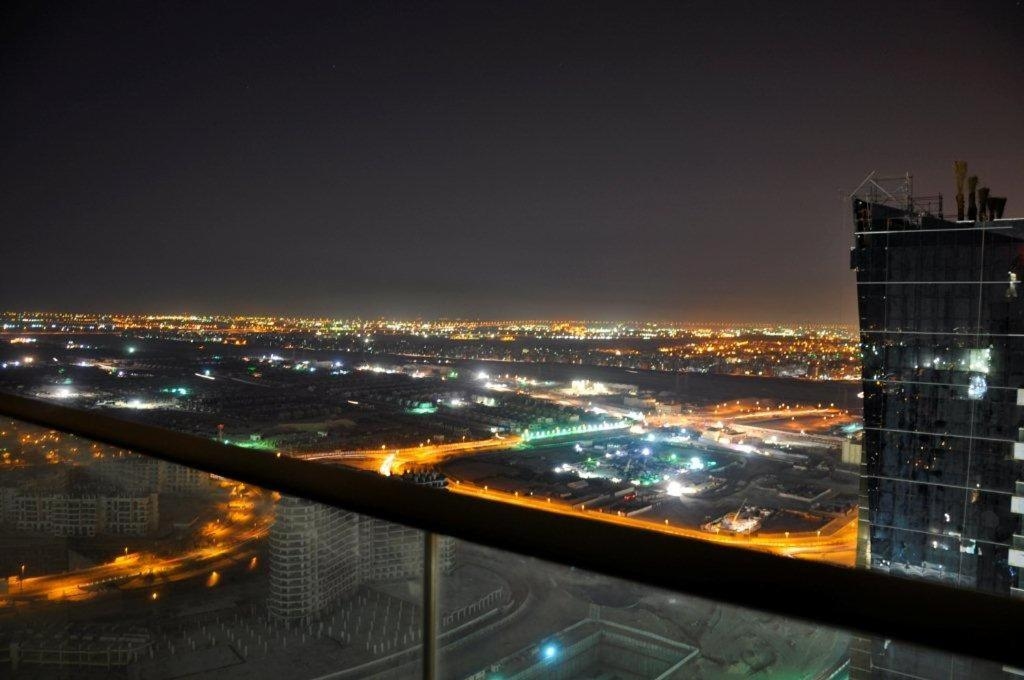 Royal Club By RVHR, Bonnington Residential Tower - JLT, Dubái