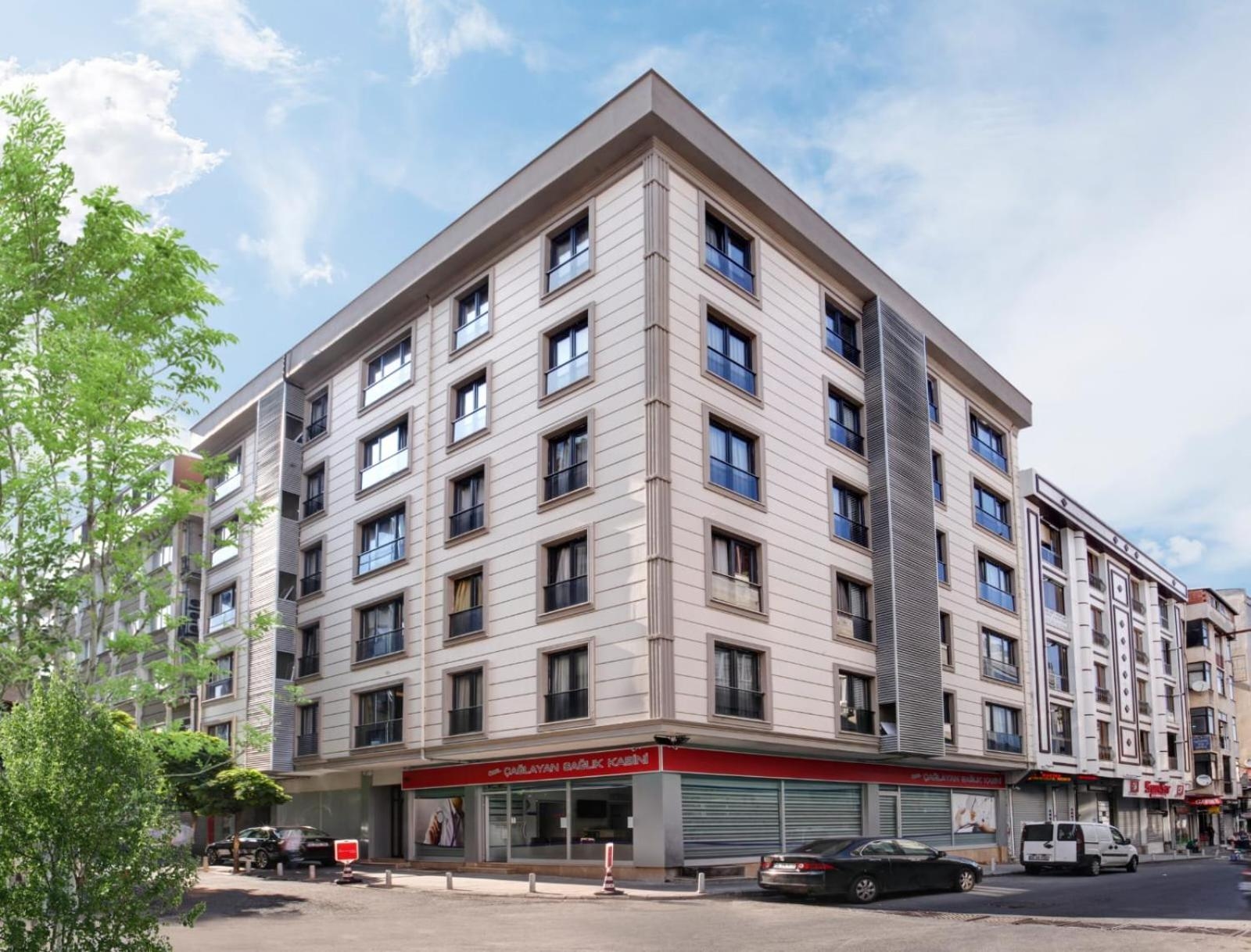 Family Time Suites Hotel