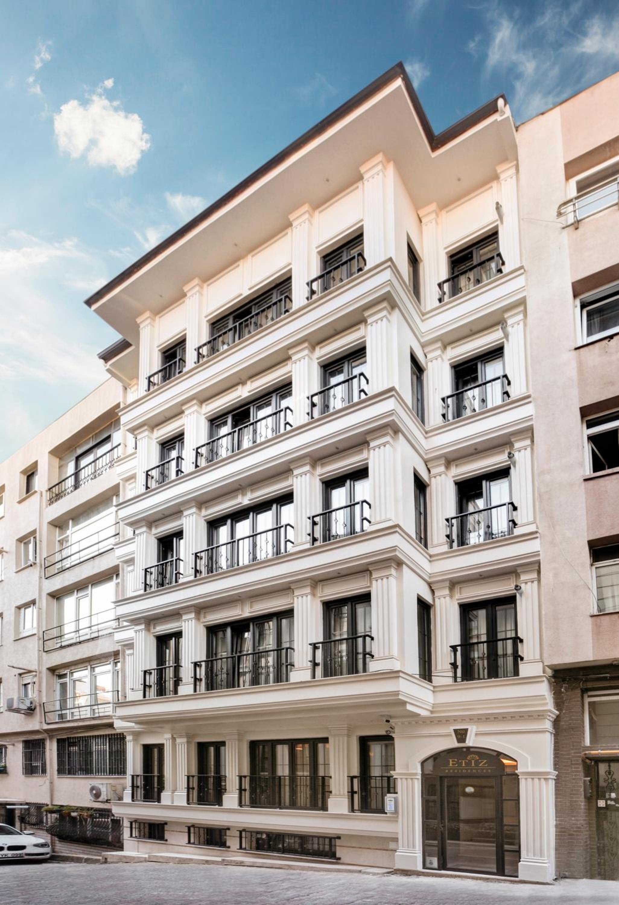 Etiz Hotels & Residences