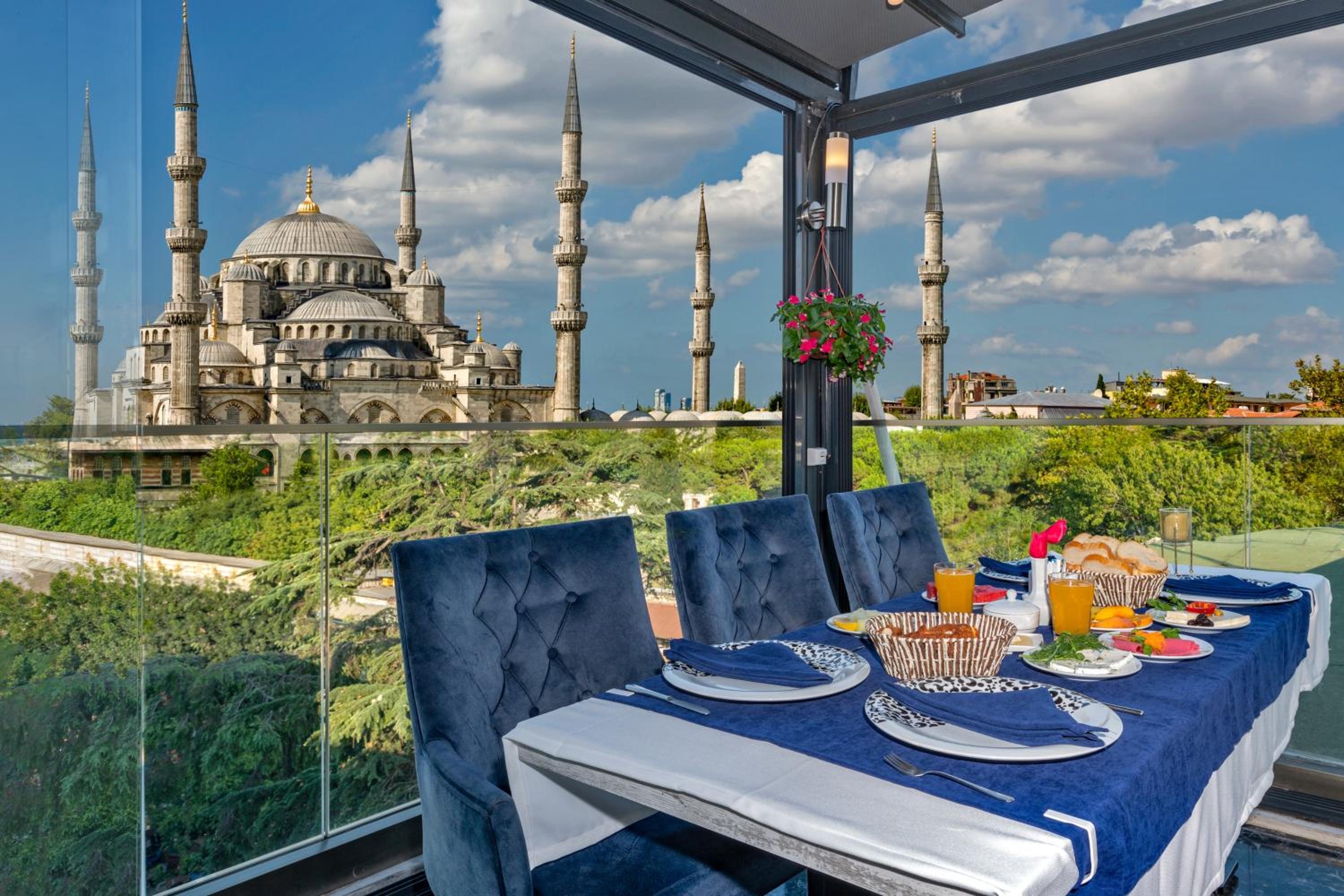 Foto de Aristocrat Hotel