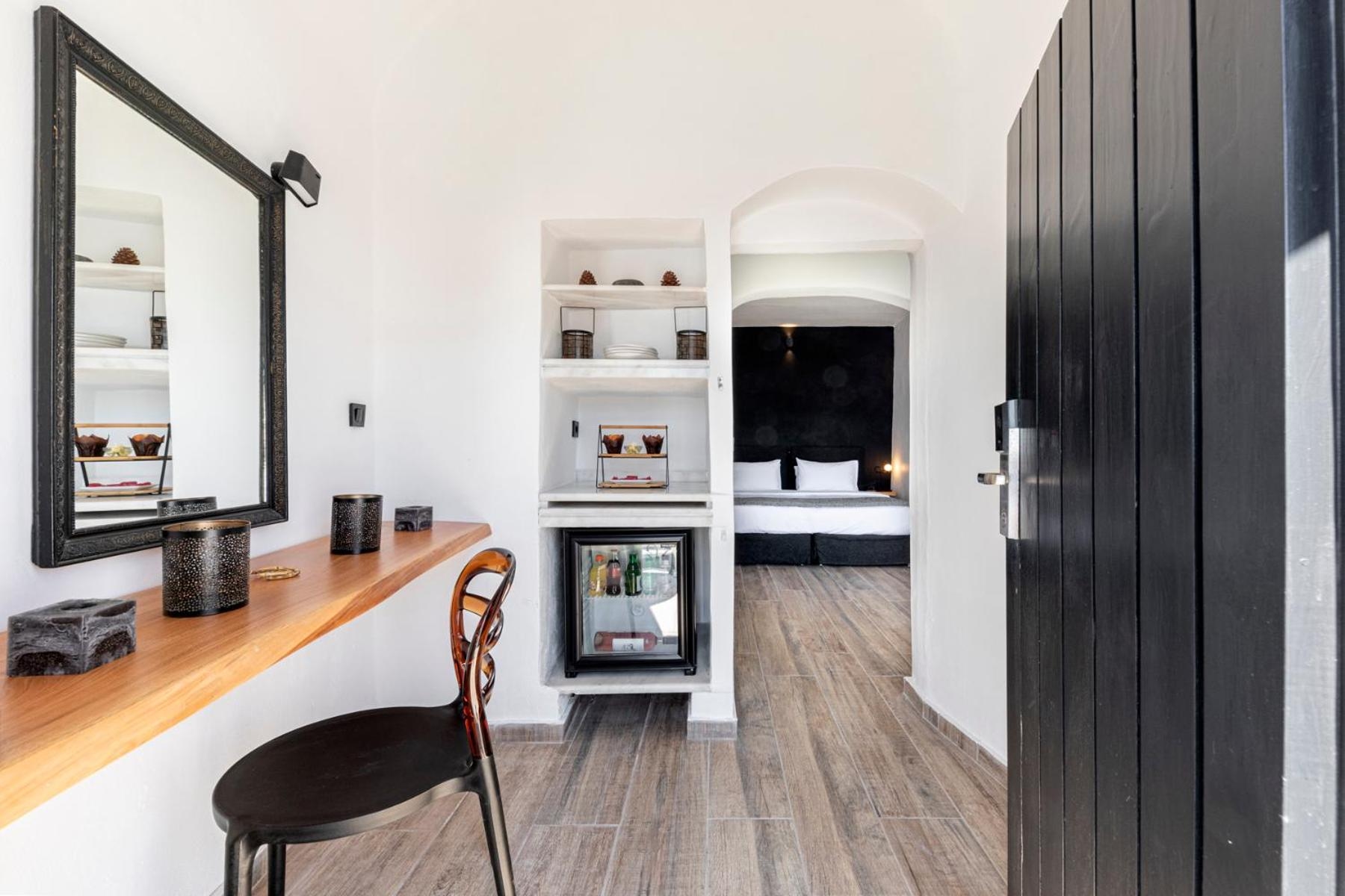 Foto de Pearl of Caldera Oia - Boutique Hotel by Pearl Hotel Collection