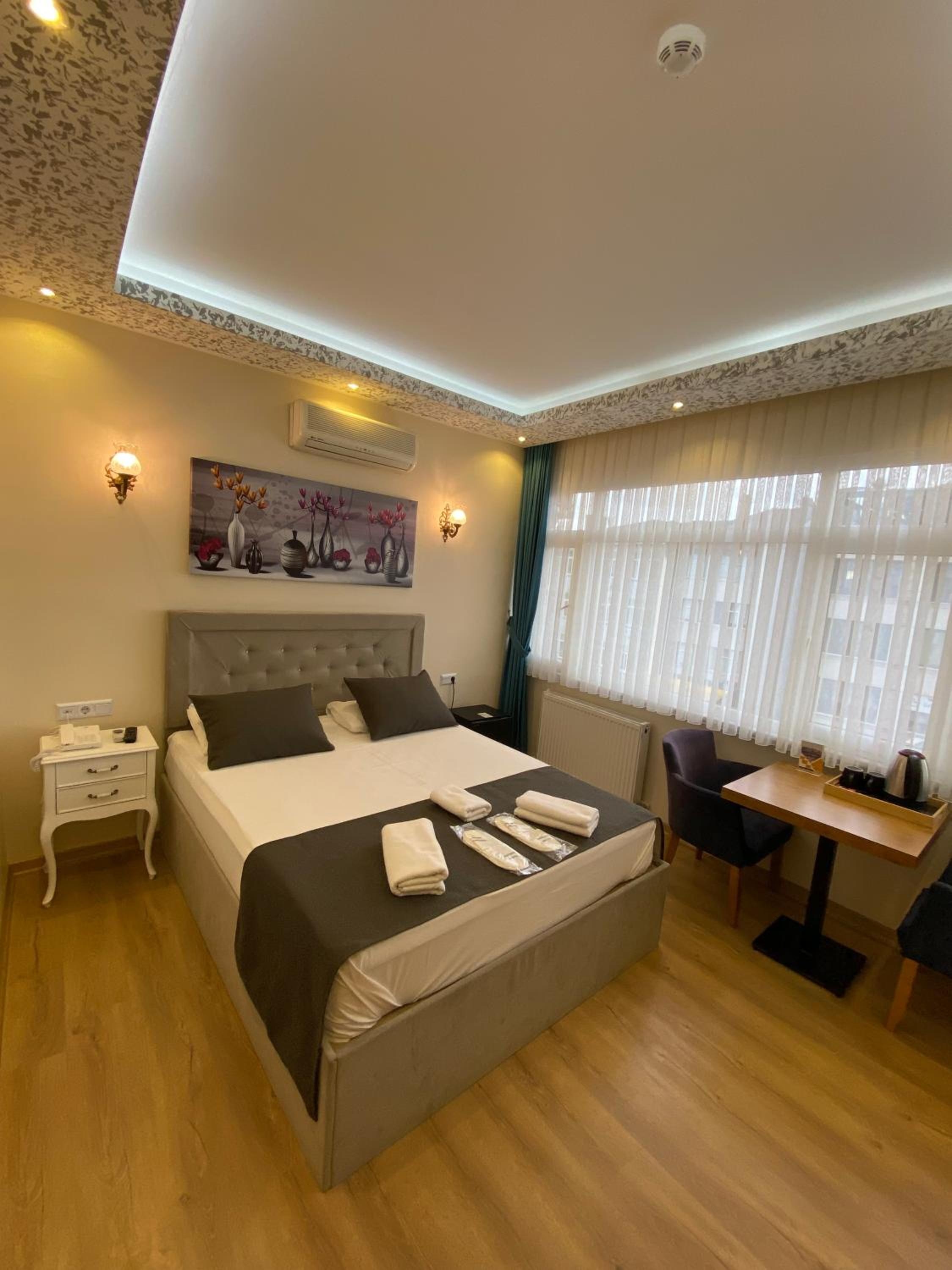 Foto de ÜSKÜDAR OTEL