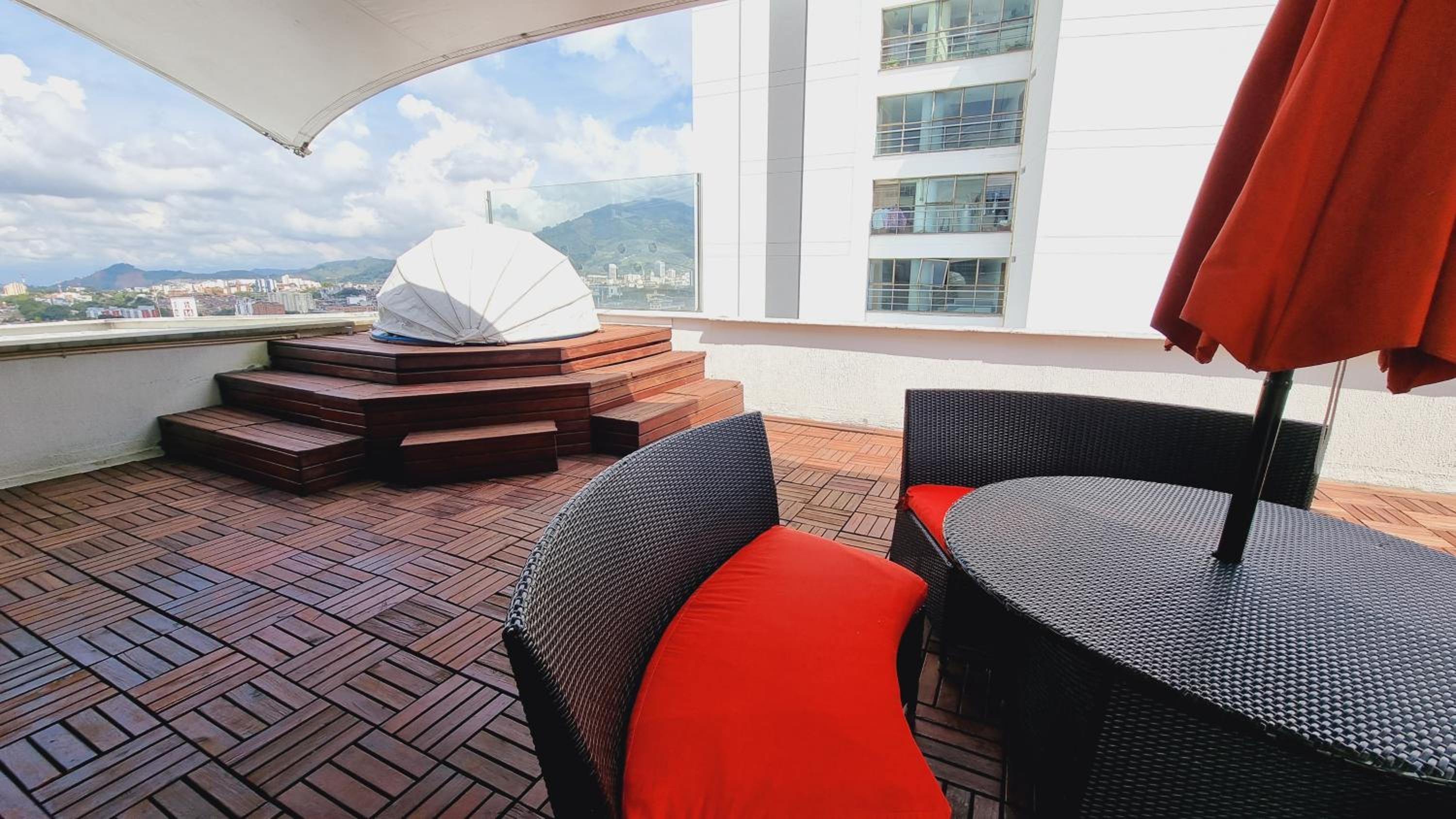 Foto de Habitat Suites Hotel By GHO Hoteles
