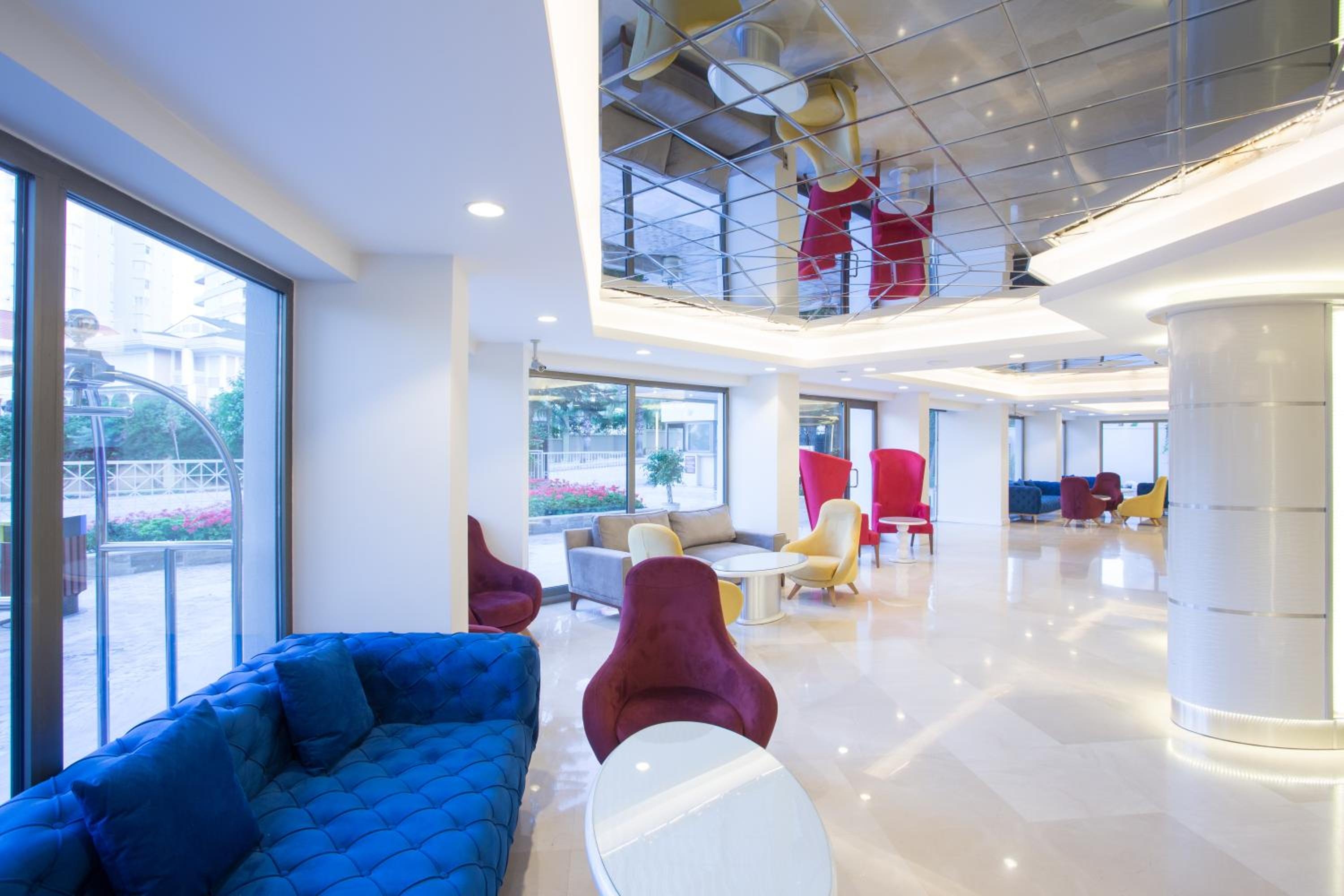 Foto de Falcon Hotel