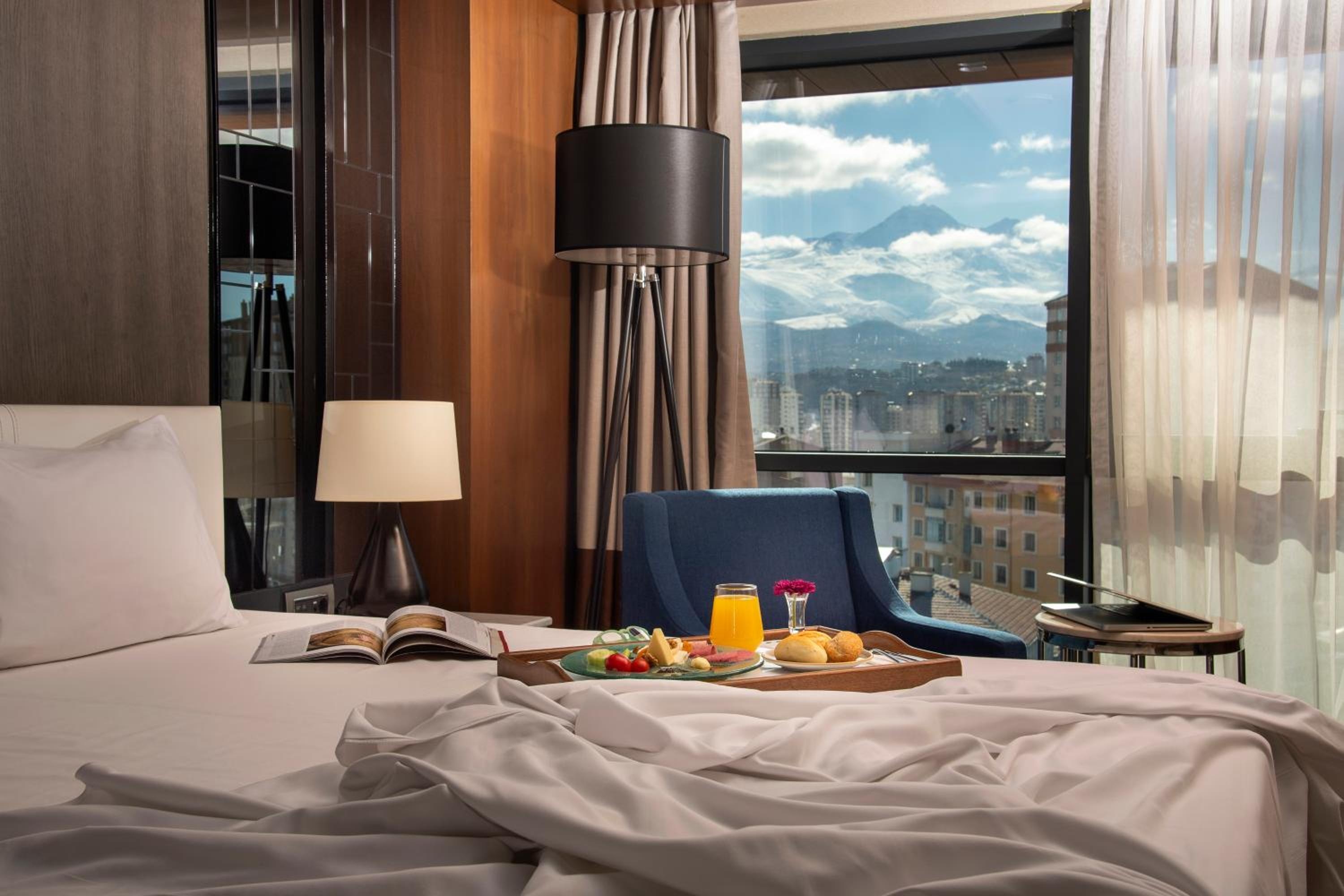 Foto de Holiday Inn Kayseri - Duvenonu by IHG