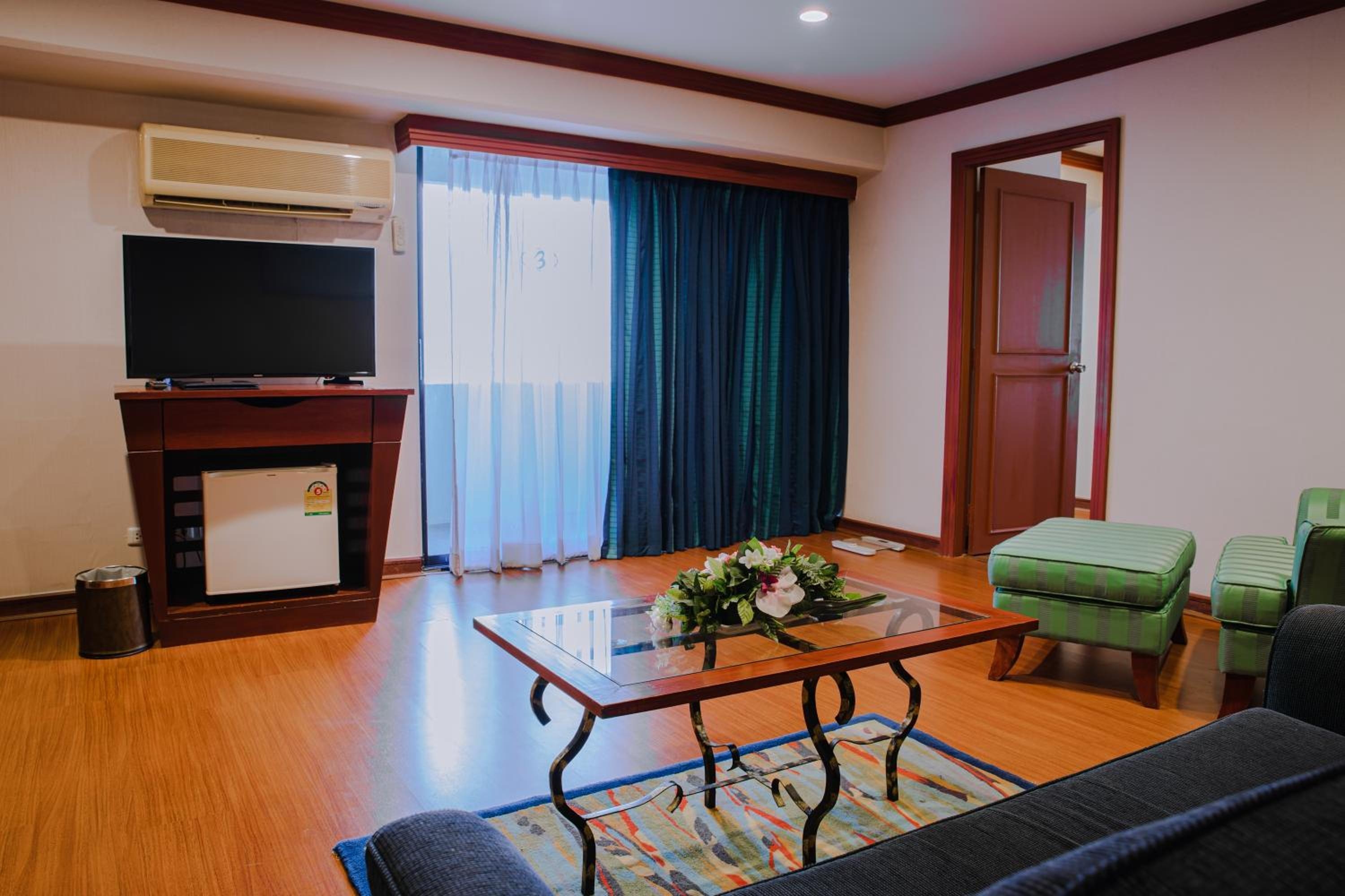 Foto de Baiyoke Suite Hotel