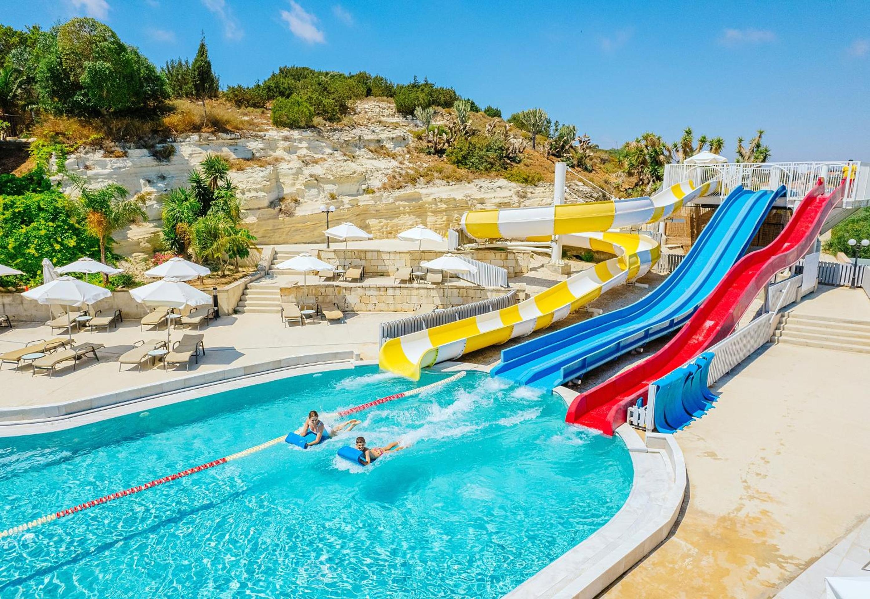 Foto de Louis St. Elias Resort & Waterpark