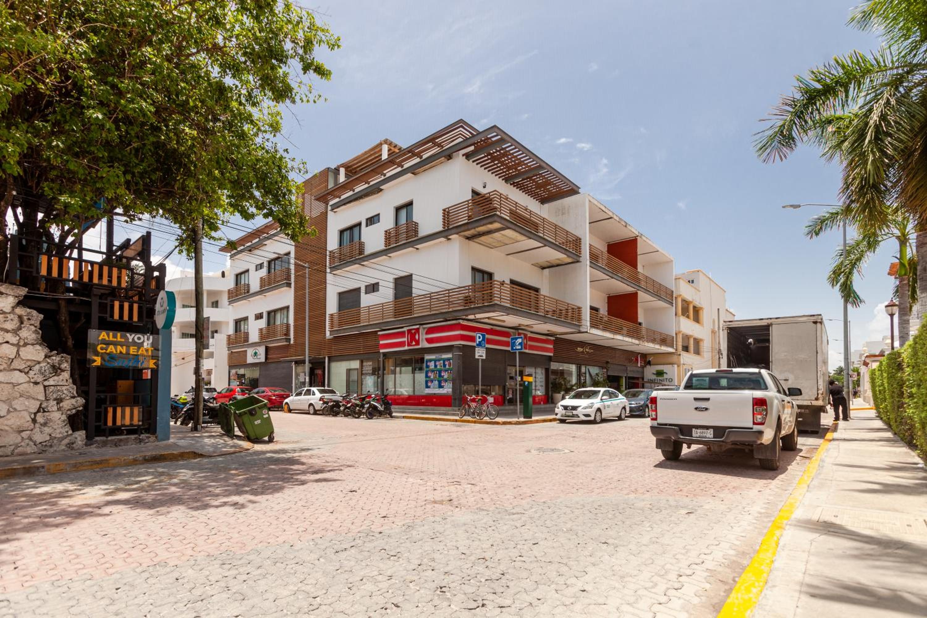 Infinito Condos
