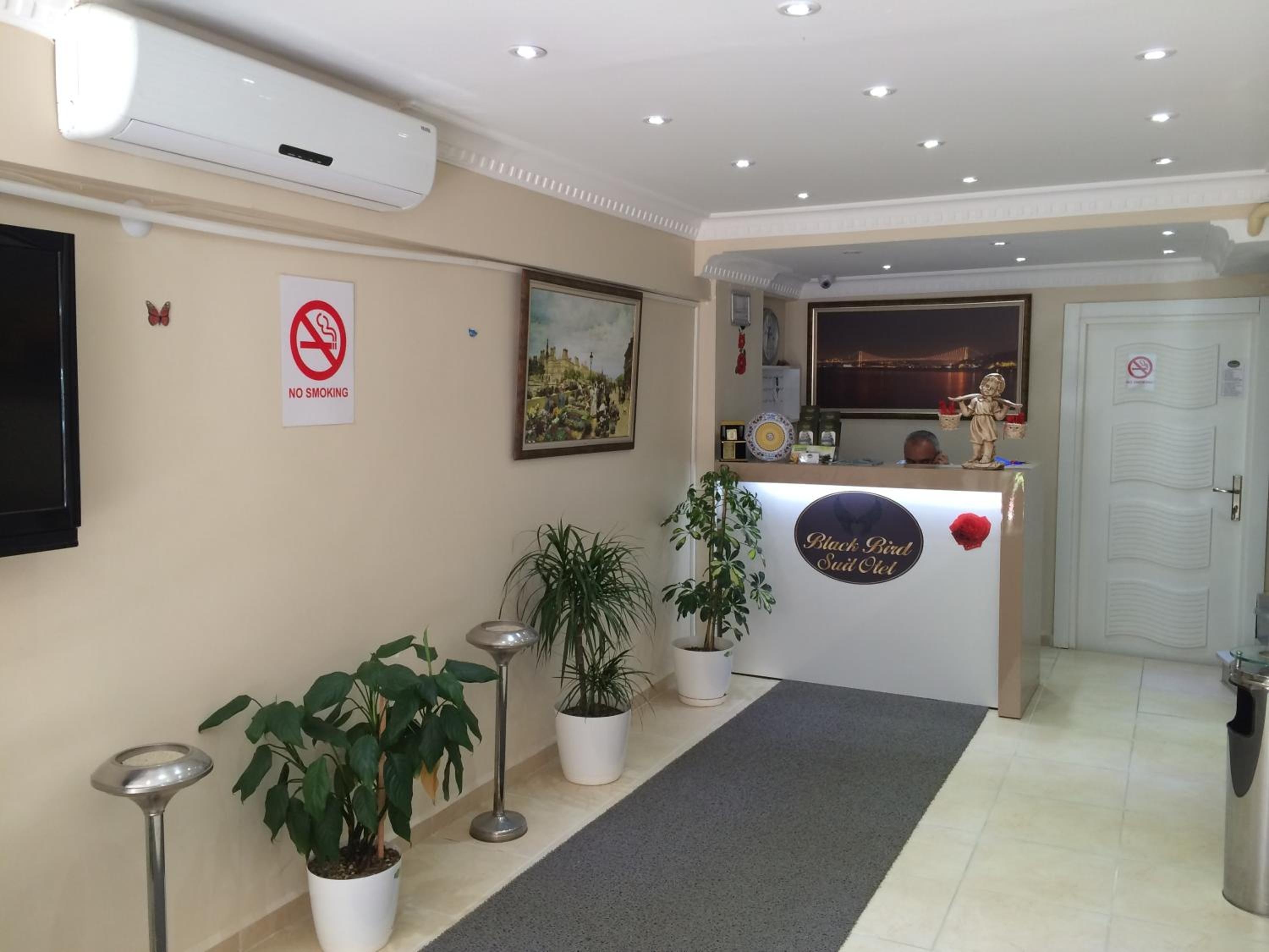 Foto de Black Bird Suite Hotel
