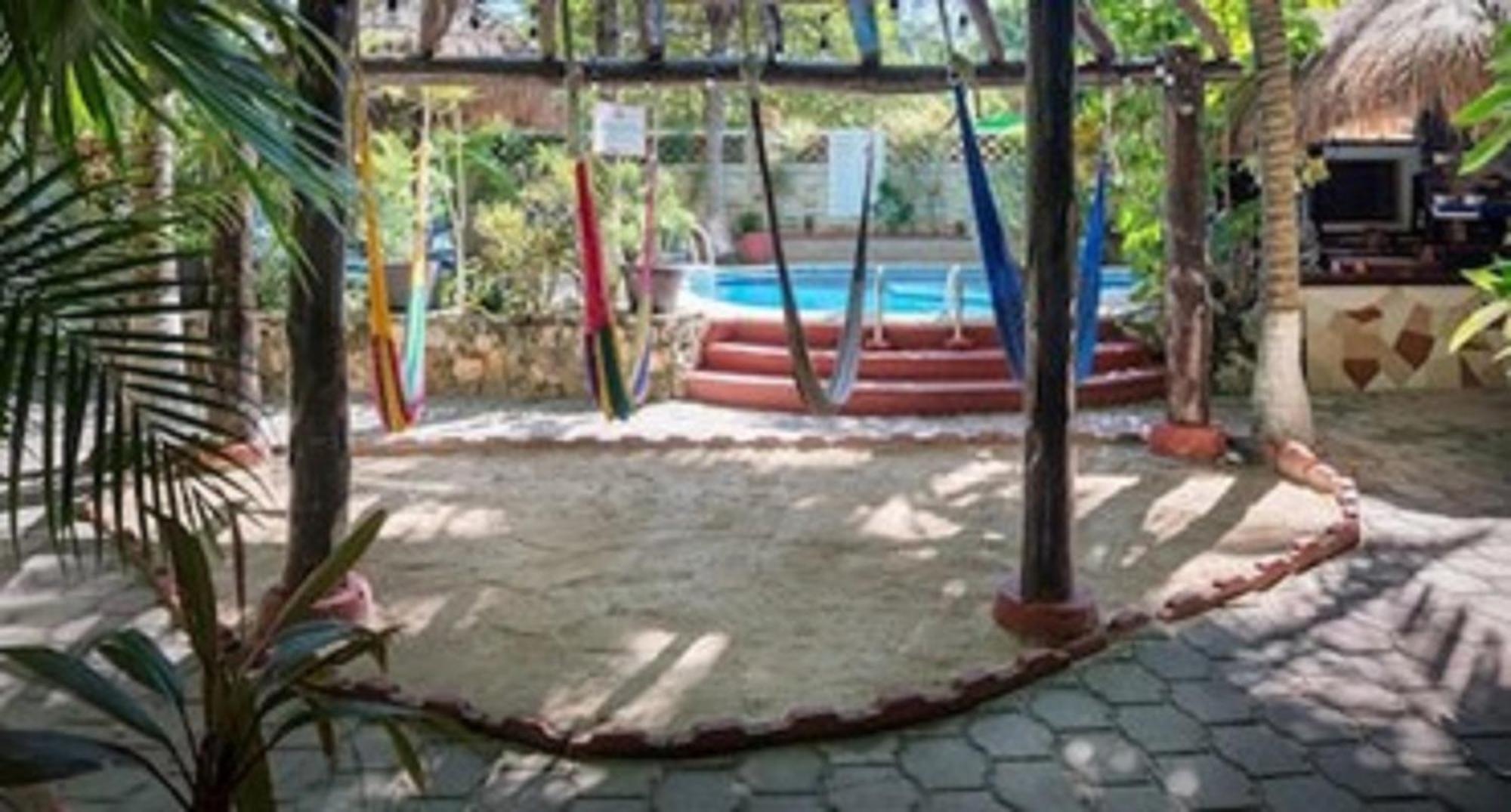 Foto de Cocos Cabañas Playa del Carmen Adults Only