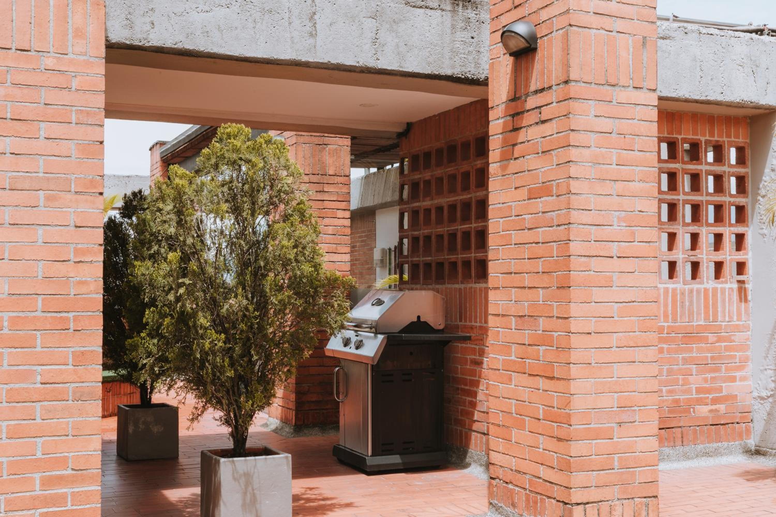 Foto de Travelers Orange Suites