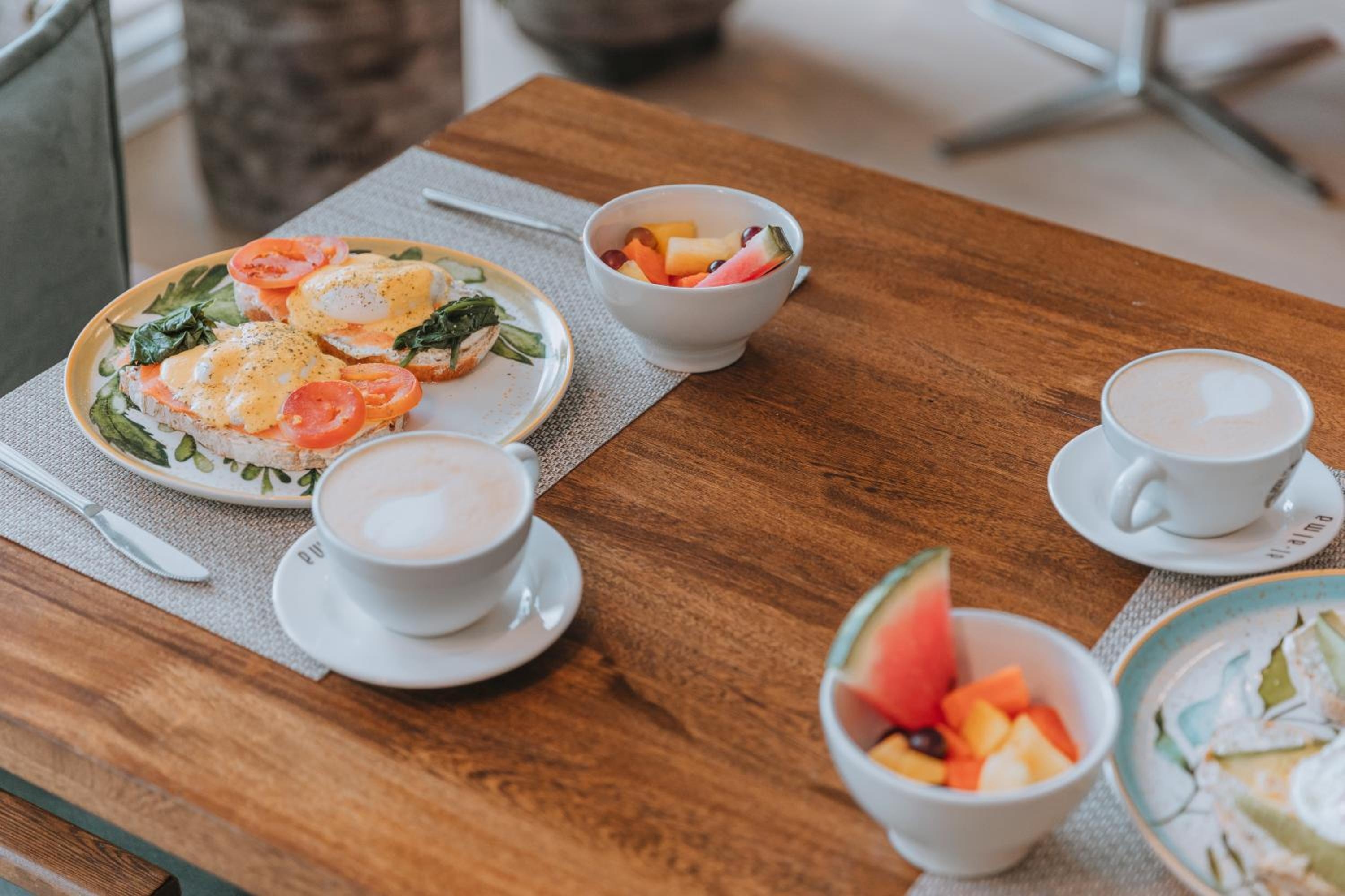 Foto de Travelers Orange Suites