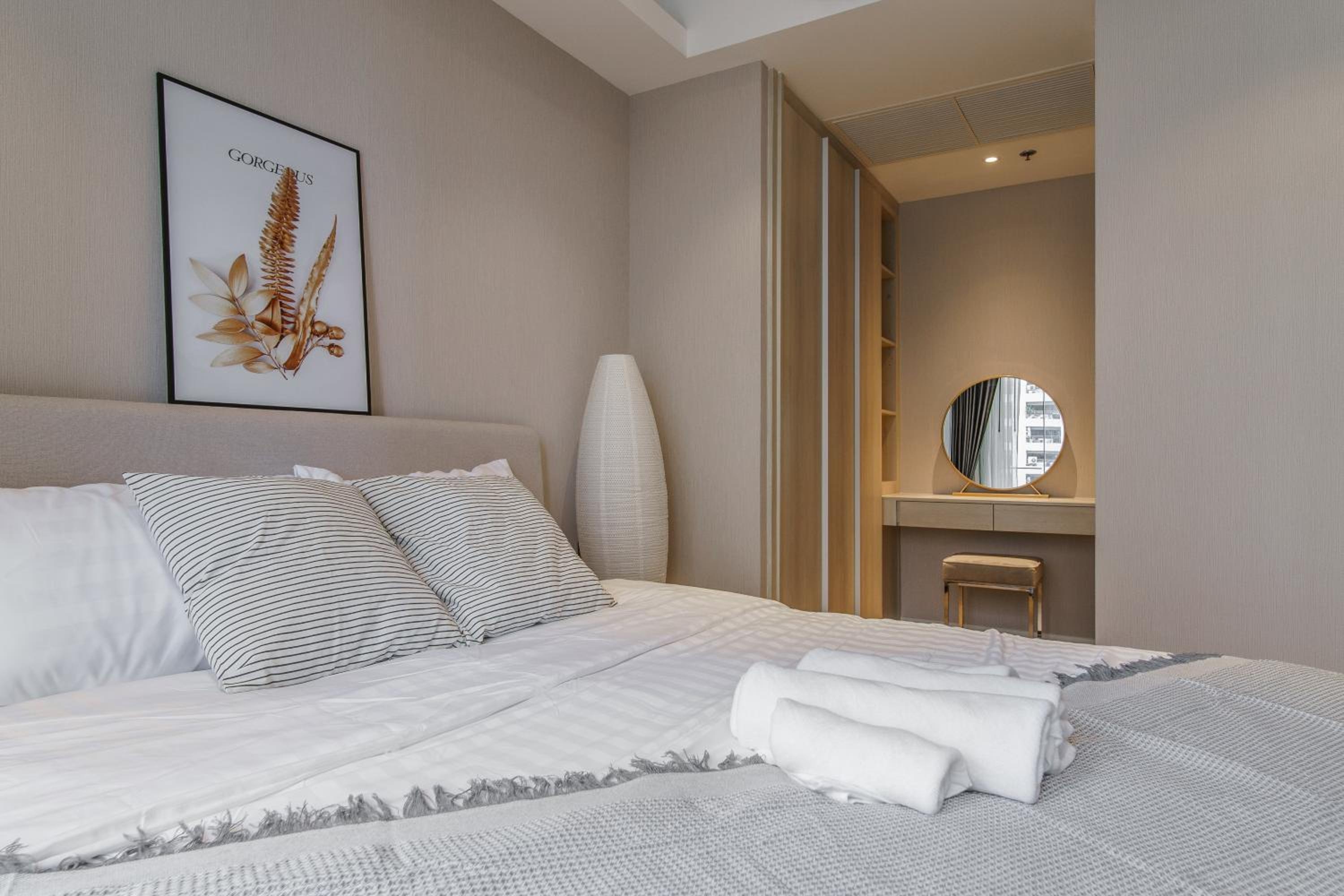 Foto de Circle Sukhumvit 11#Luxury#Pool#Gym#BTS Nana&MRT Sukhumvit#1BR#Max2ppl