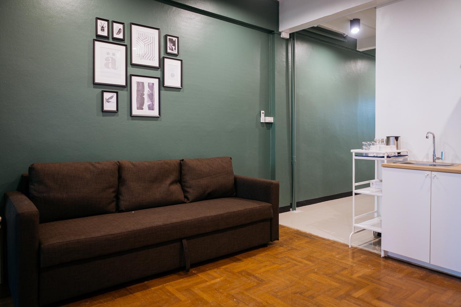 Foto de T3 TWO Bedrooms WIFI Full kitchen 1 min to BTS
