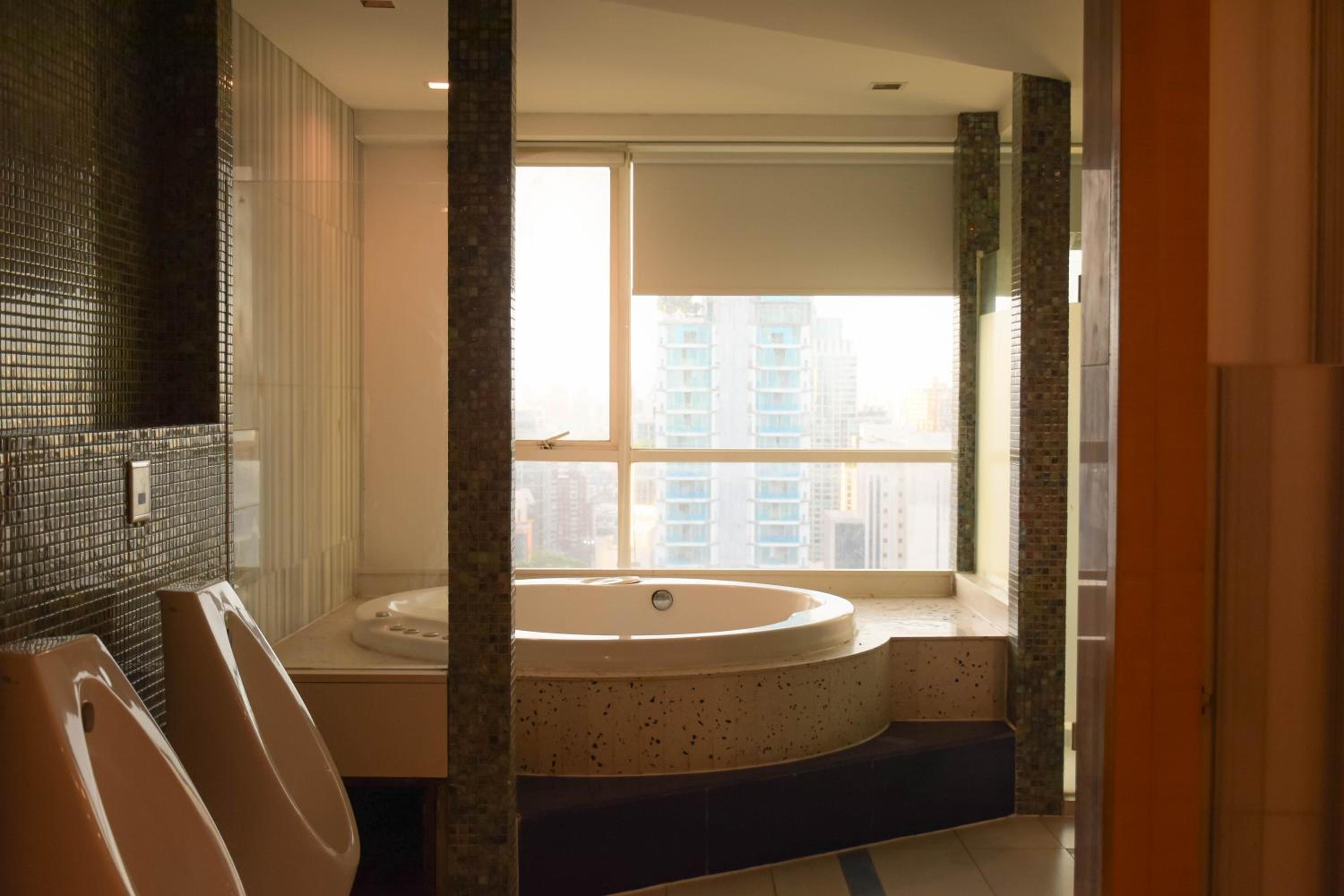 Foto de Urbana Langsuan Hotel